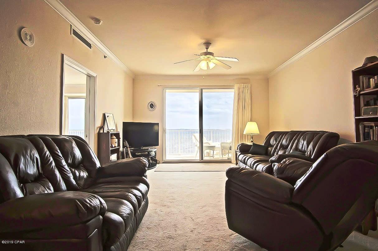 Hibiscus By The Bay - Residential