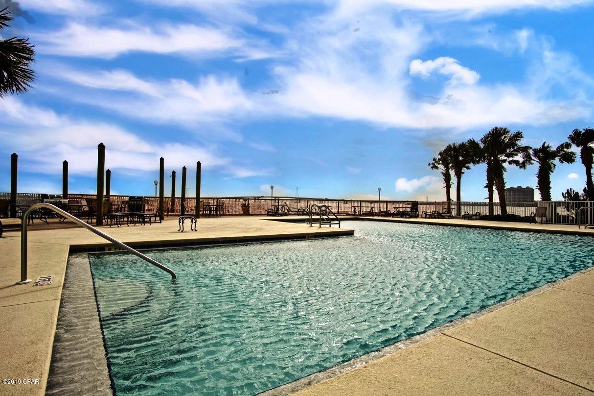 Hibiscus By The Bay - Residential