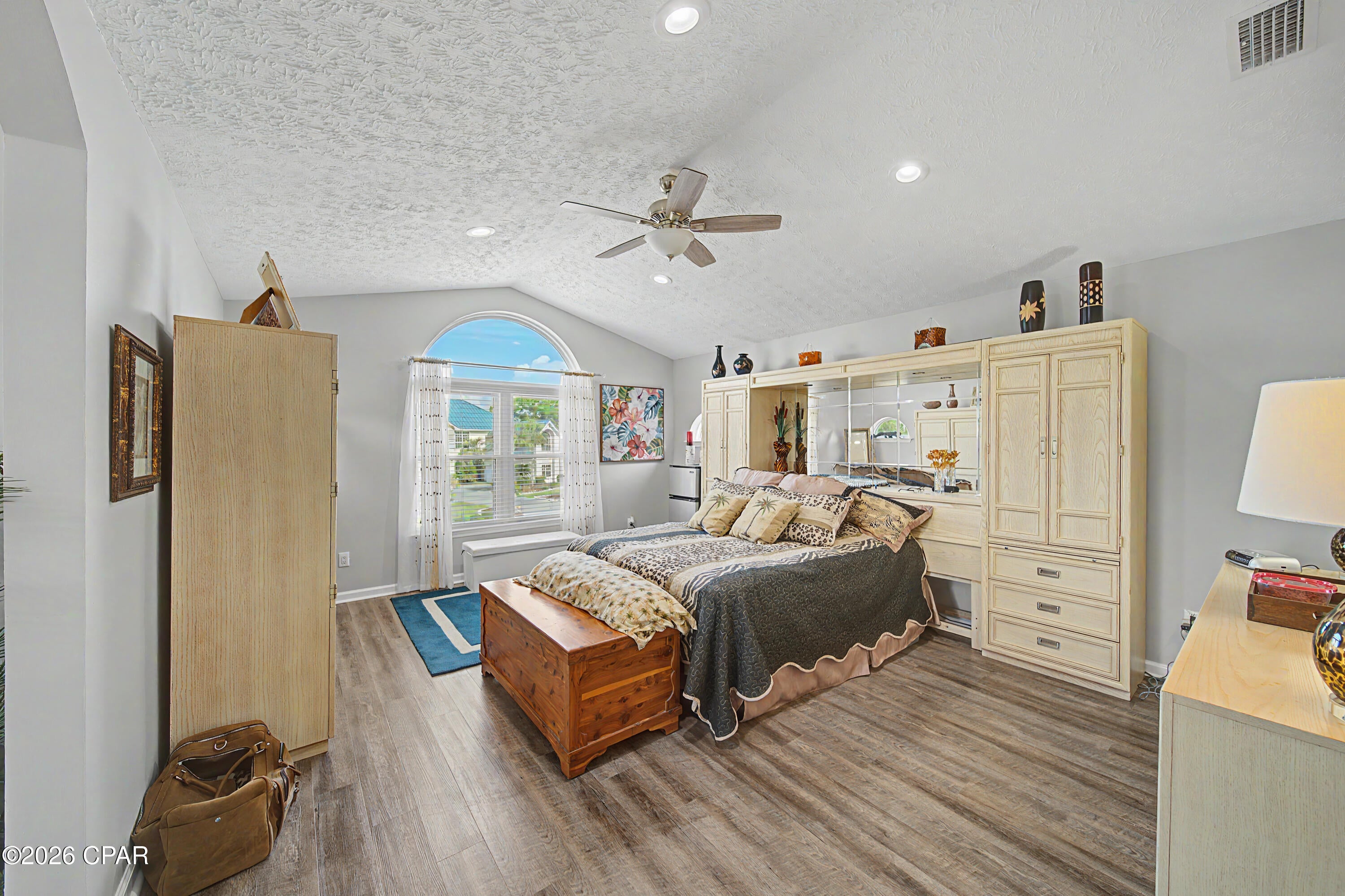 Country Club Harbour Estates - Residential