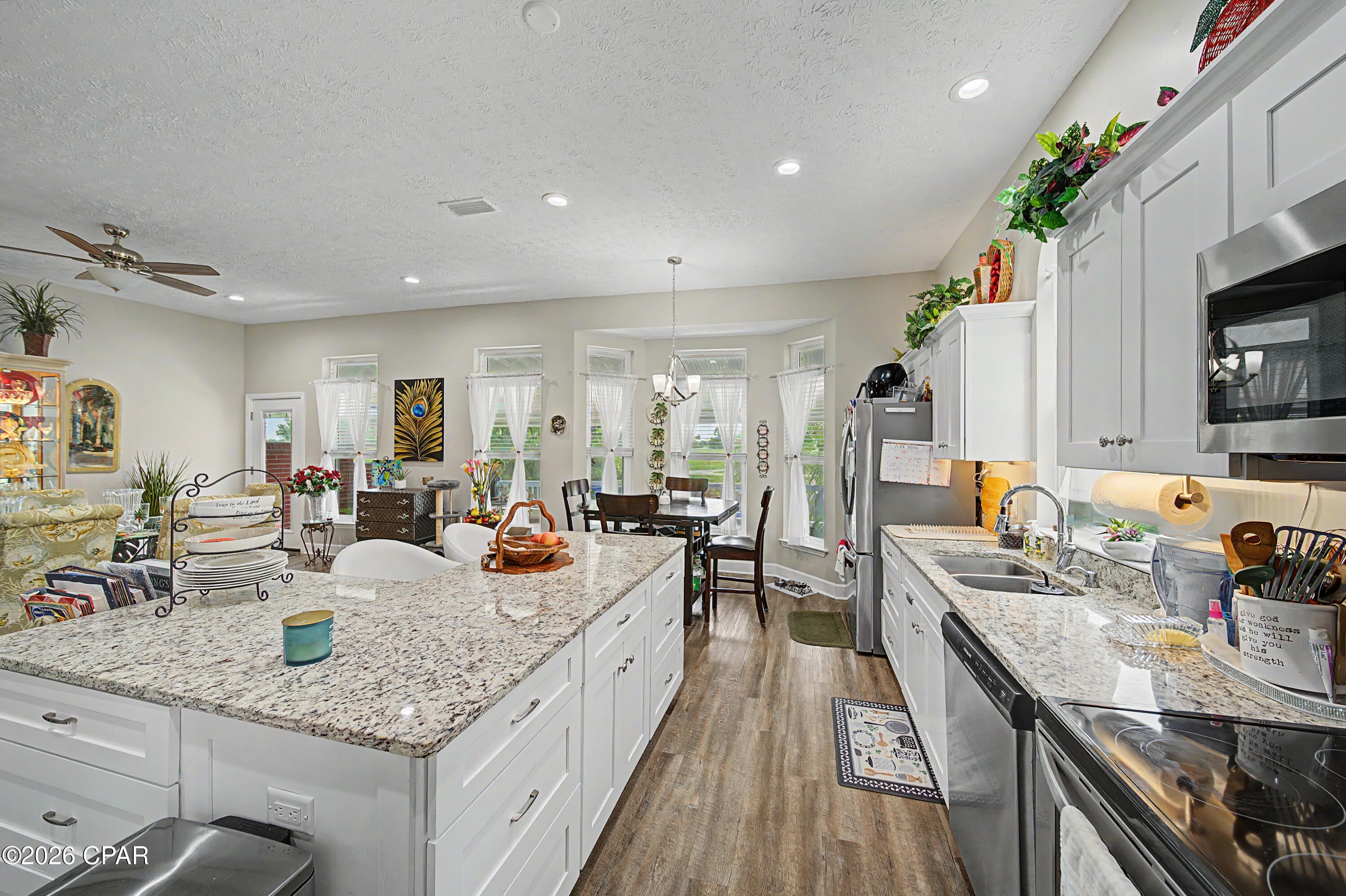 Country Club Harbour Estates - Residential