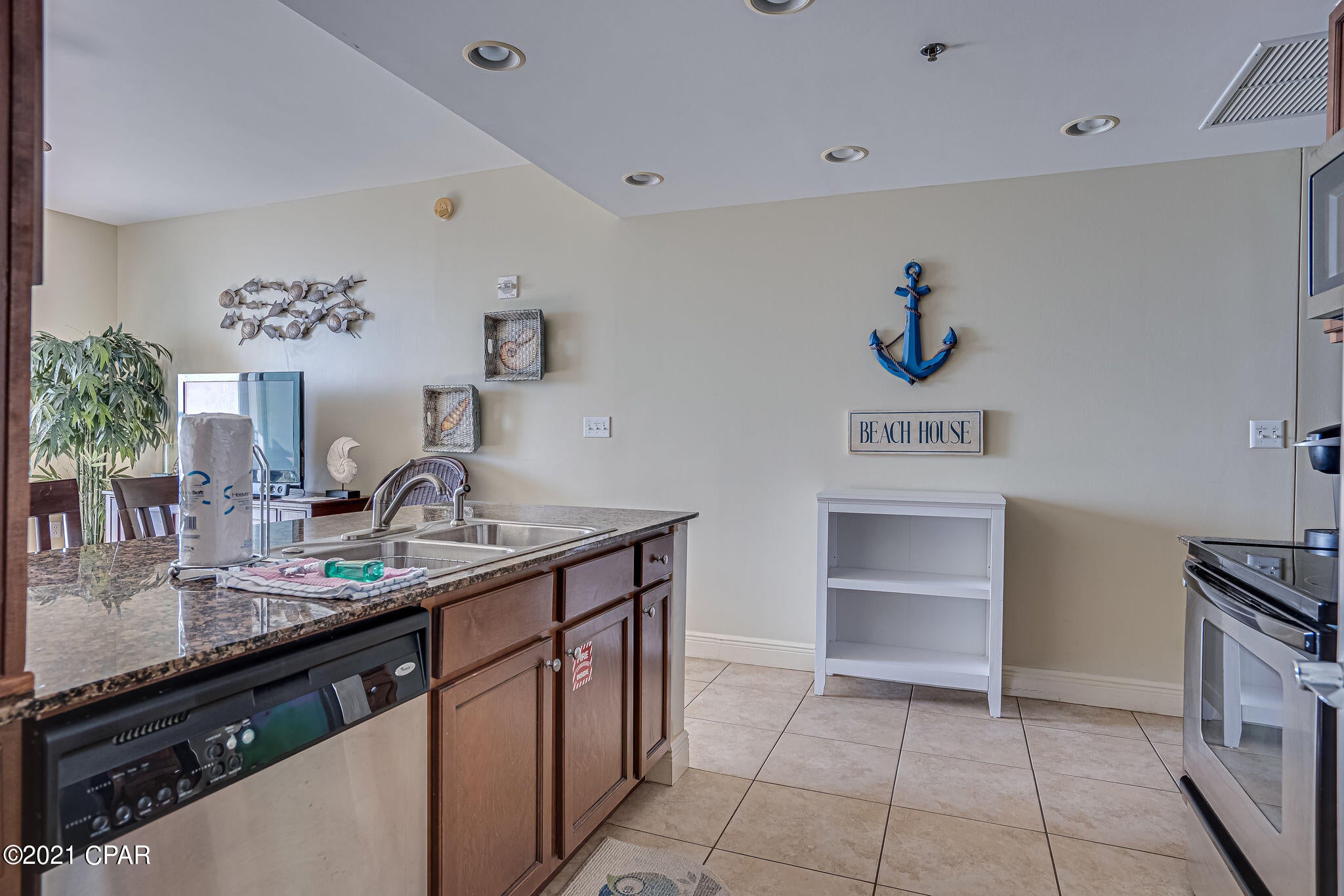Sterling Breeze - Residential