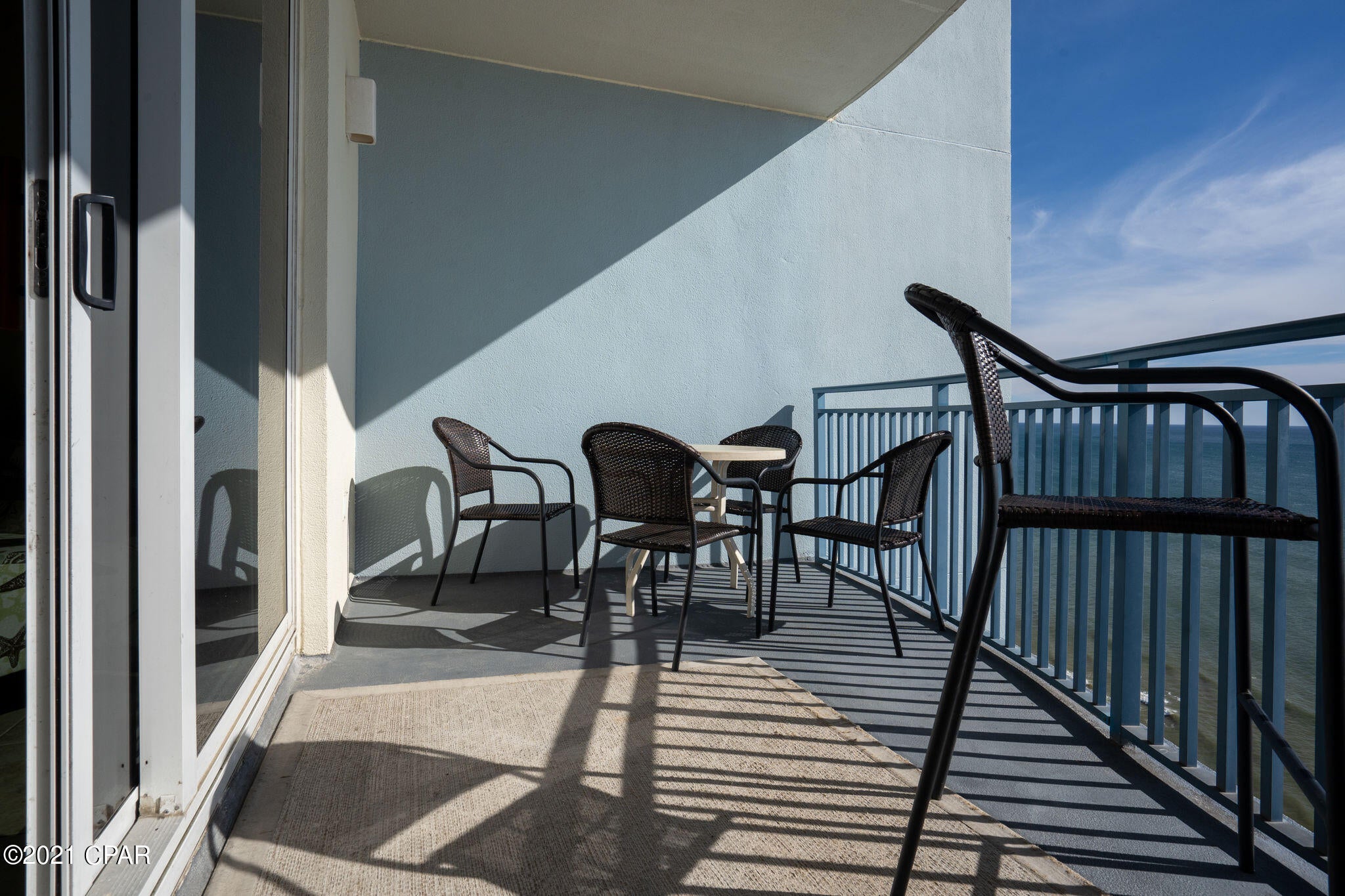 Sterling Breeze - Residential