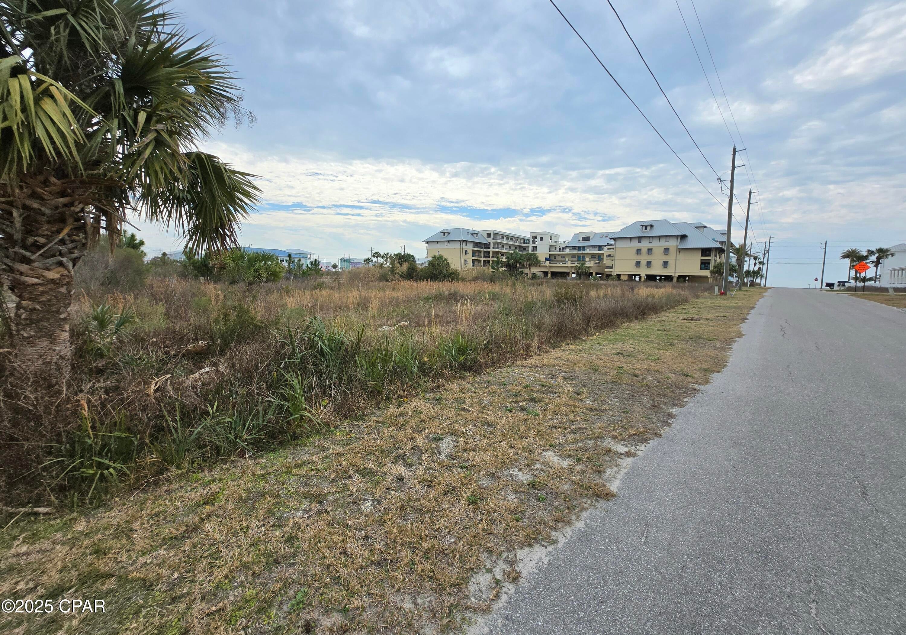 Mexico Beach Bus Cent - Land