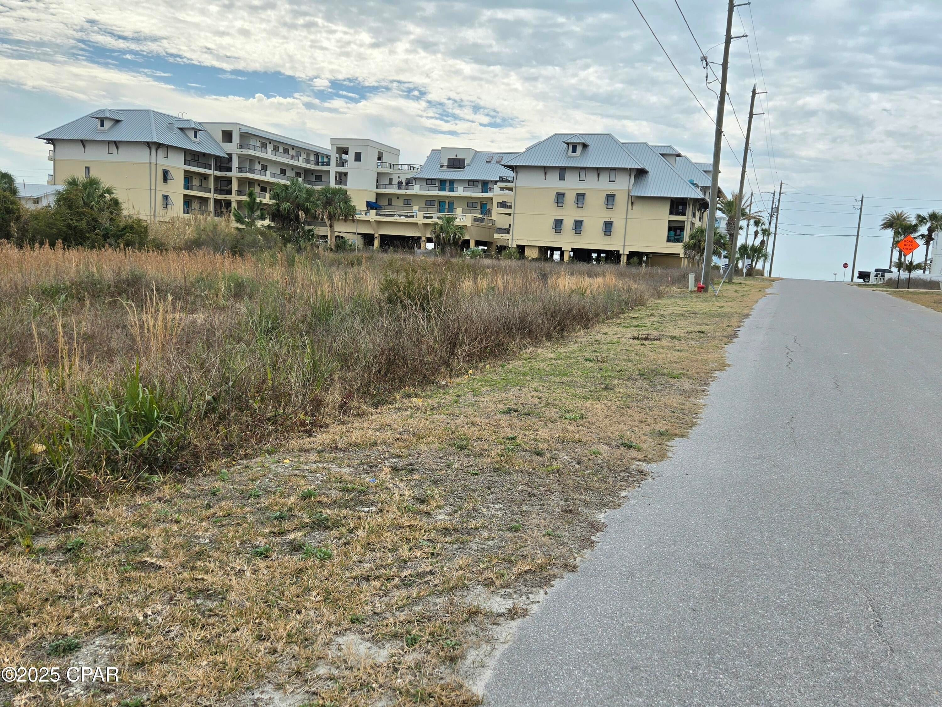 Mexico Beach Bus Cent - Land