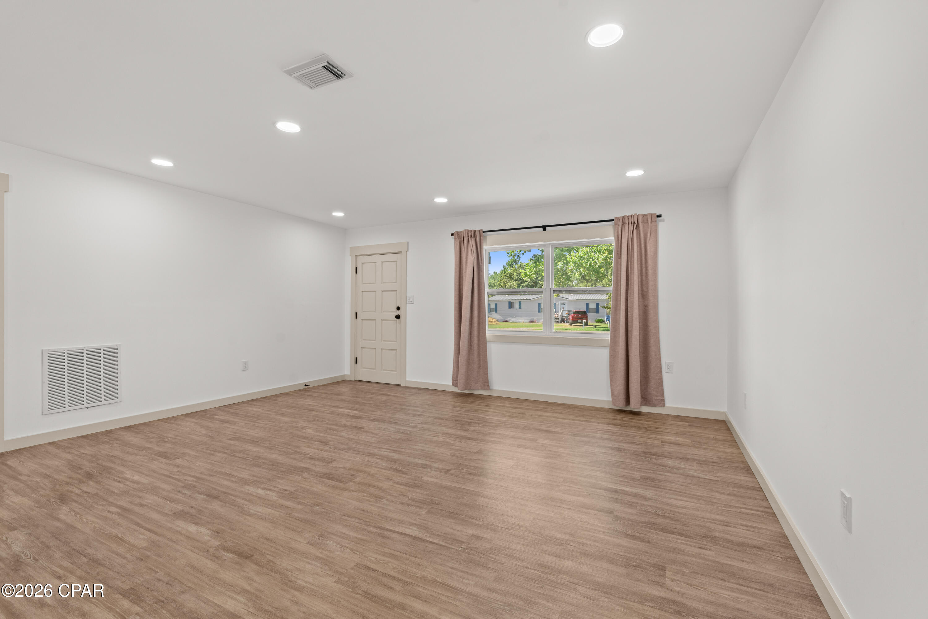 Sheffields 2nd - Residential Lease