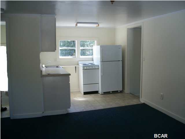 This is an upstairs apartment in historic Millville. Large bonus room could be 3rd bedroom or office. Large side yard for use by all tenants on property. Gravel driveway shared by downstairs tenant. All tenants are quiet and considerate. Application fee $30.00
