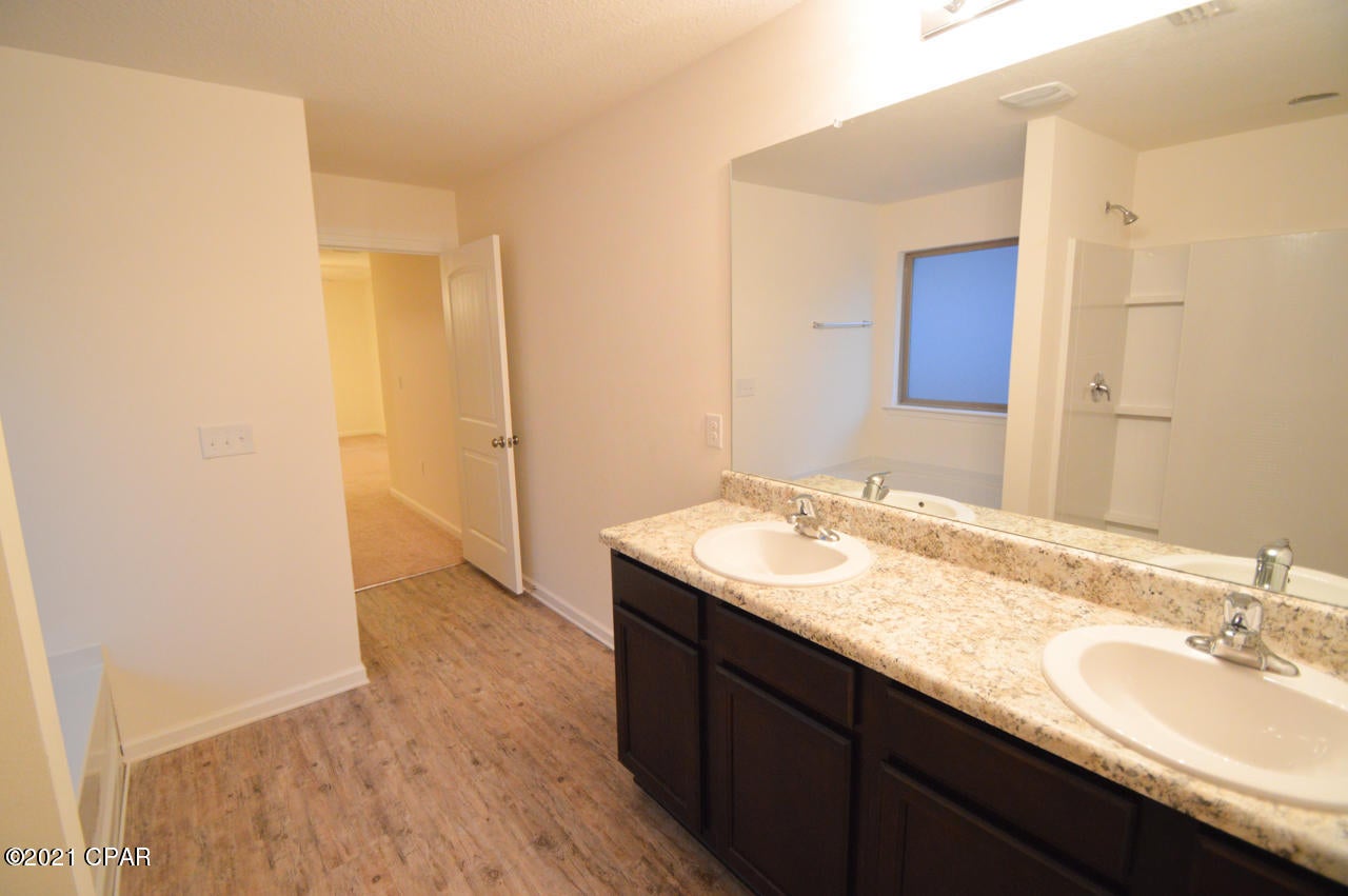 Brighton Oaks - Residential