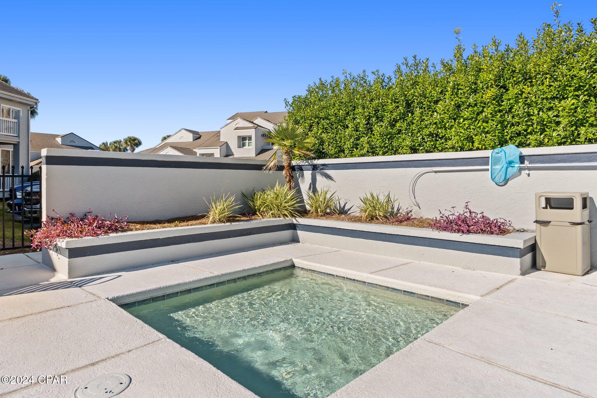 Marina Club Village - Residential