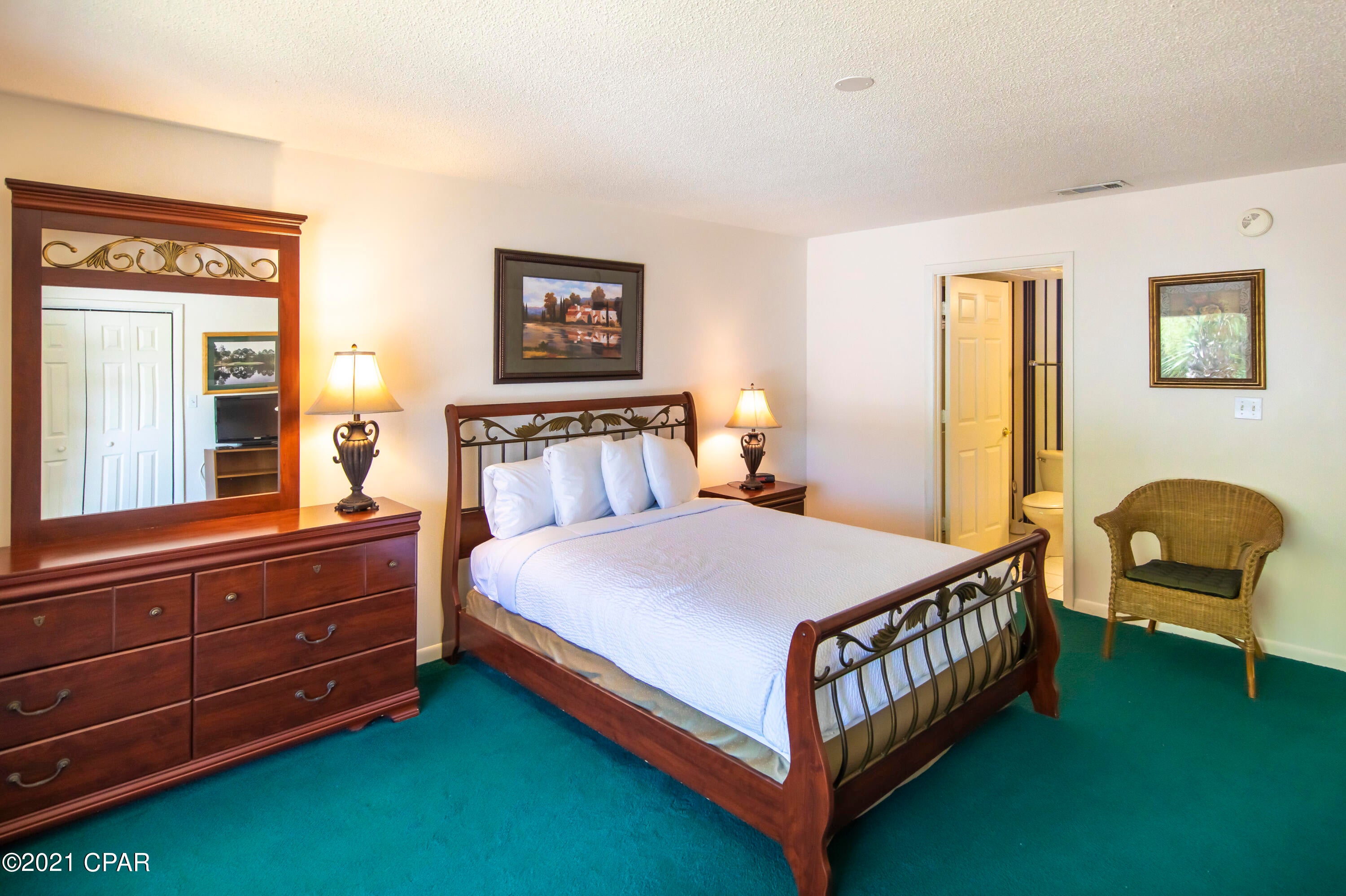 Hombre Golf Village - Residential