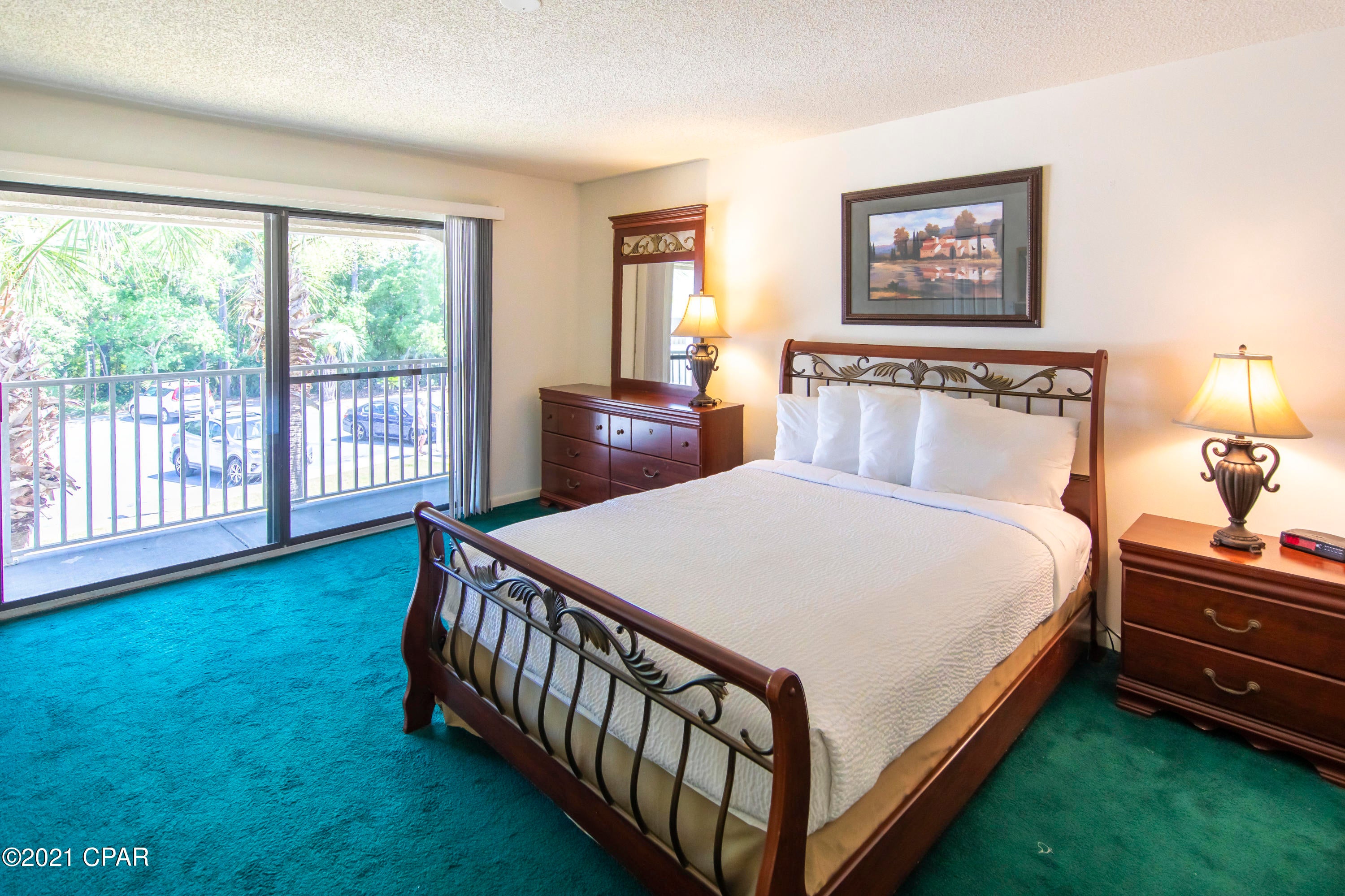 Hombre Golf Village - Residential