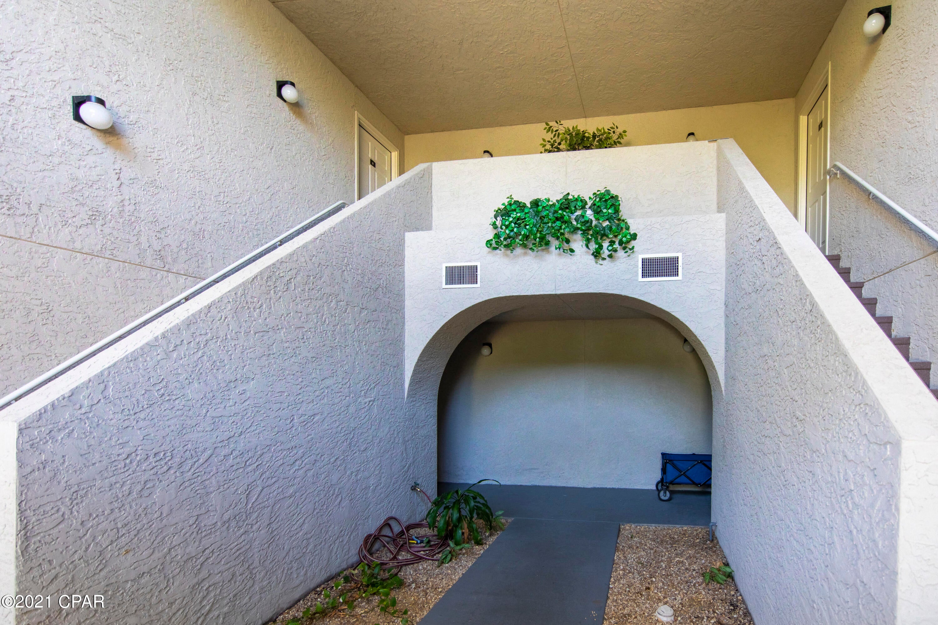 Hombre Golf Village - Residential