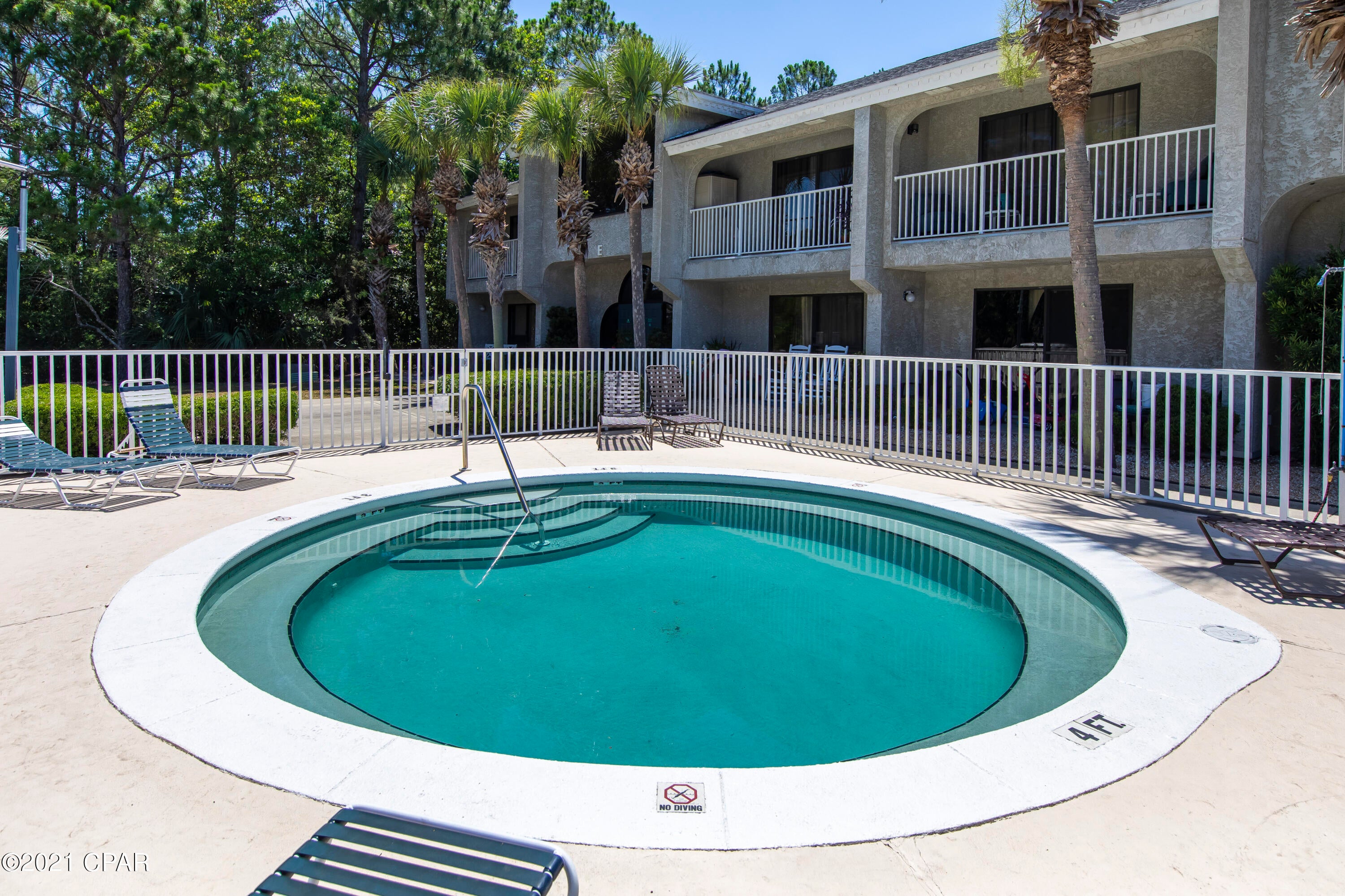 Hombre Golf Village - Residential