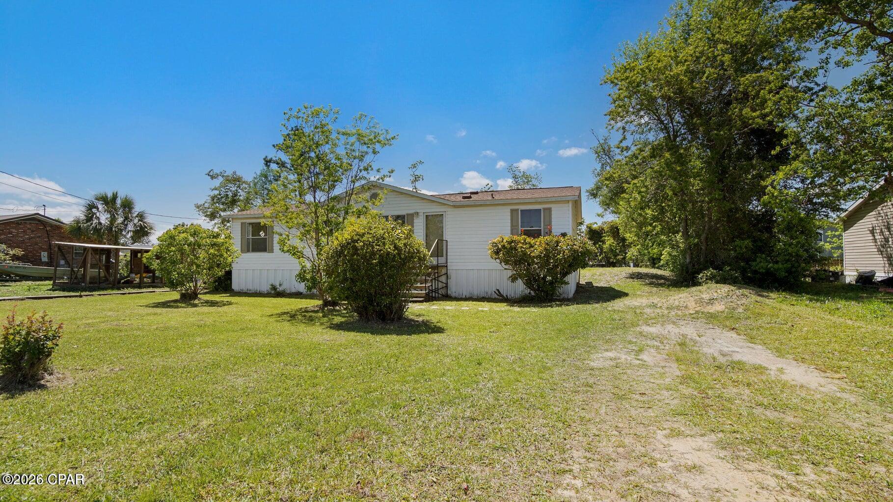 Entered for comp purposes only. This 3 bedroom/2 bath home has new flooring throughout, brand new kitchen cabinets and bathroom vanities. Freshly painted walls and ceilings. Split bedroom floor plan. centrally located and near Southport Elementary School.