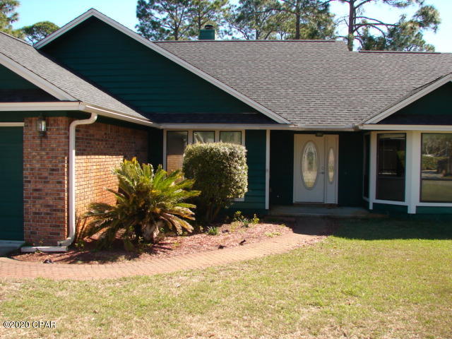Single family home located in Callaway Point, close to schools, shopping, and Tyndall AFB. This home features cathedral ceilings, a fireplace, breakfast nook with bay windows and a center island.



*All pets are a part of the application process and are subject to the homeowner's approval*