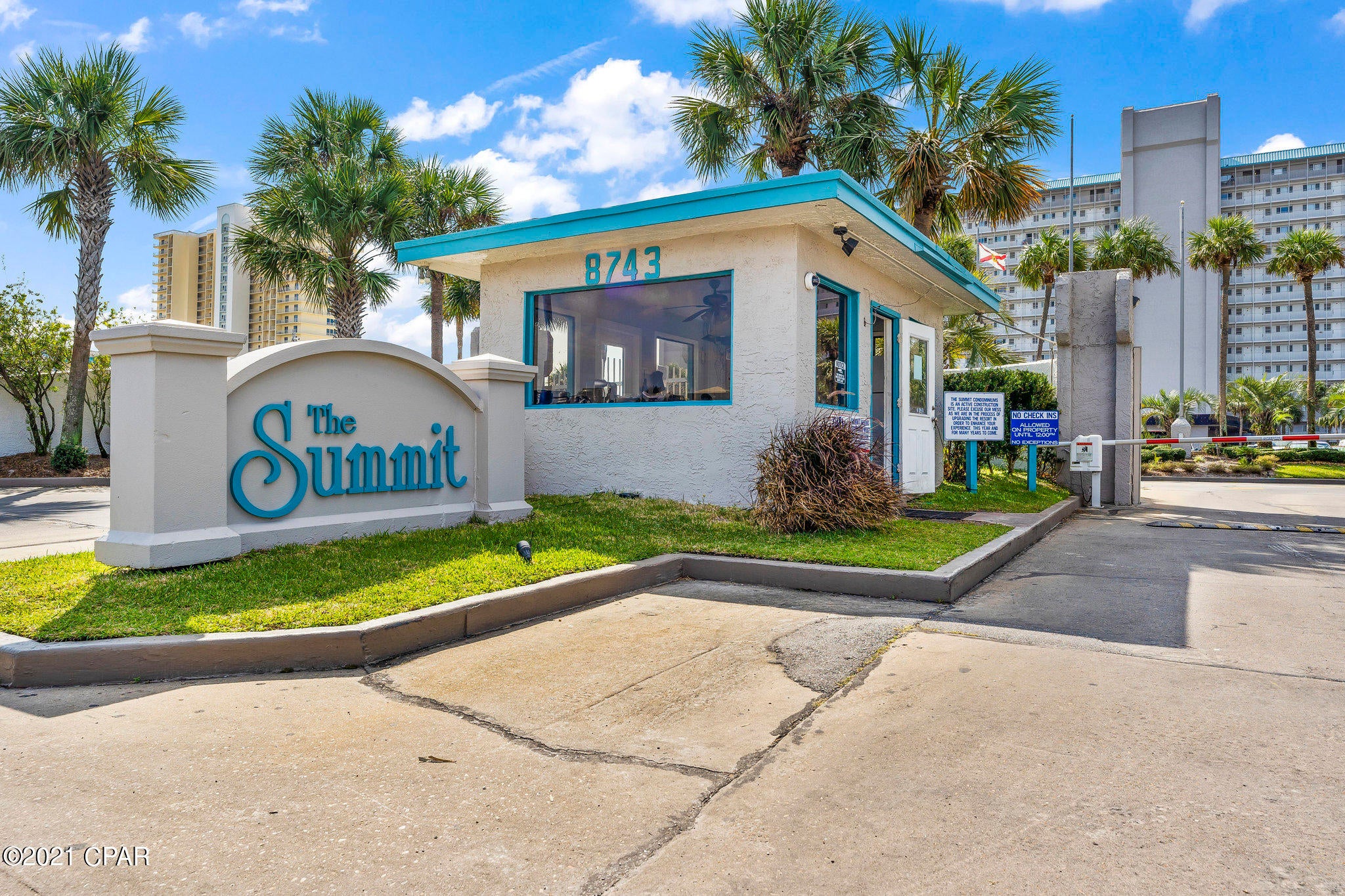 The Summit - Residential