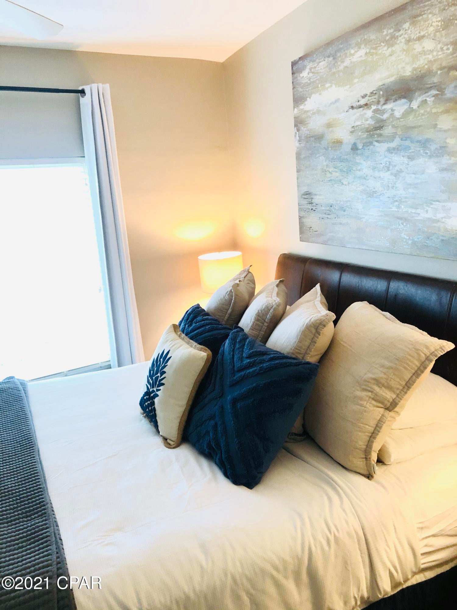 Splash Condo - Residential