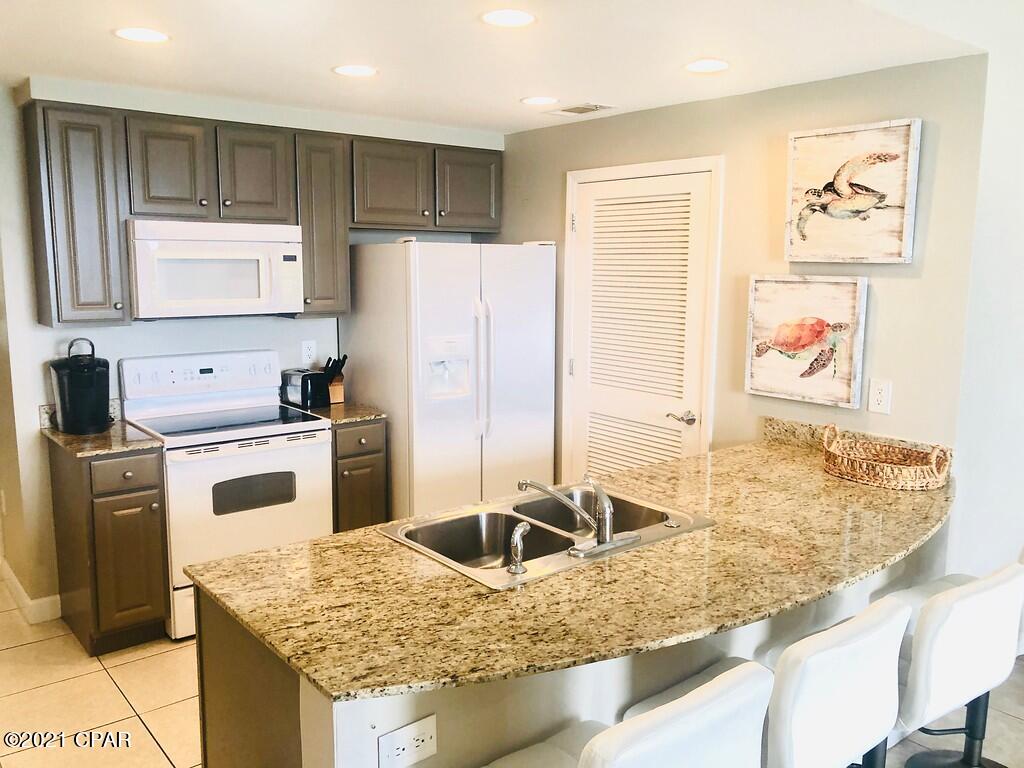 Splash Condo - Residential