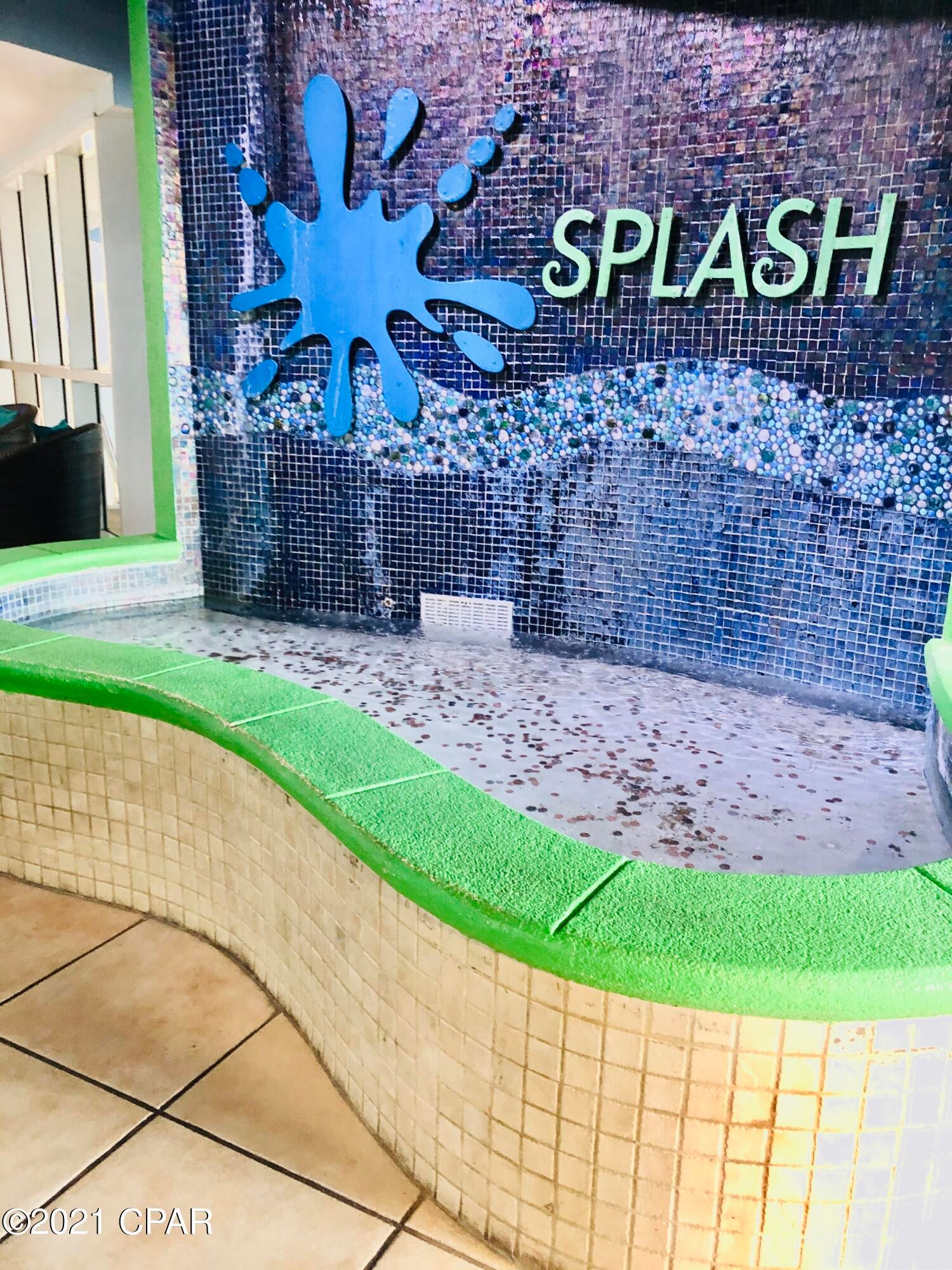 Splash Condo - Residential