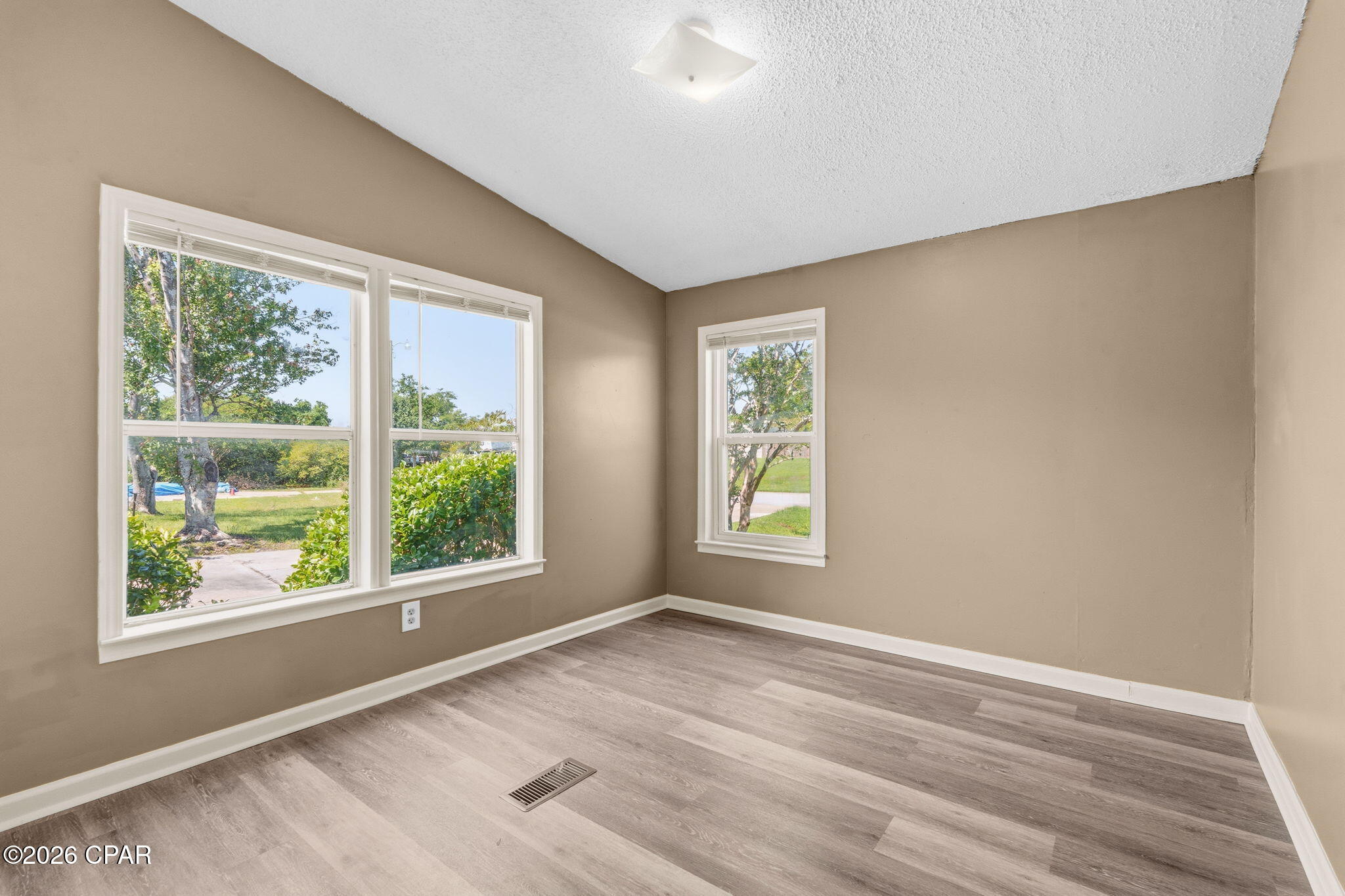Sweetwater Village S Ph I - Residential