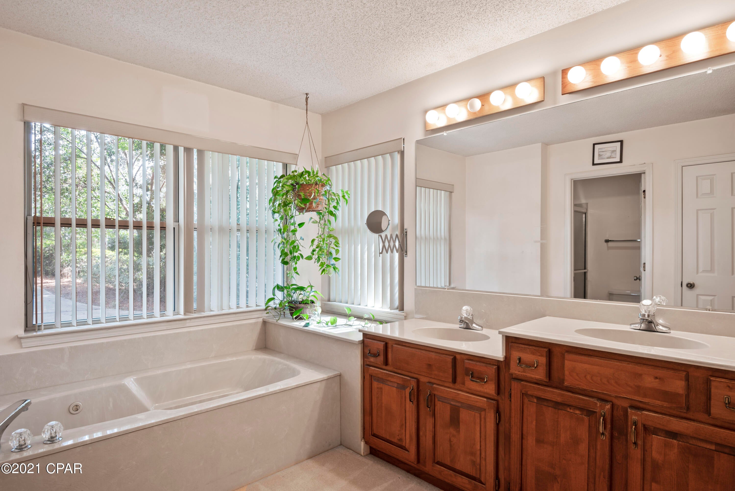 Rocky Bayou Estates - Residential