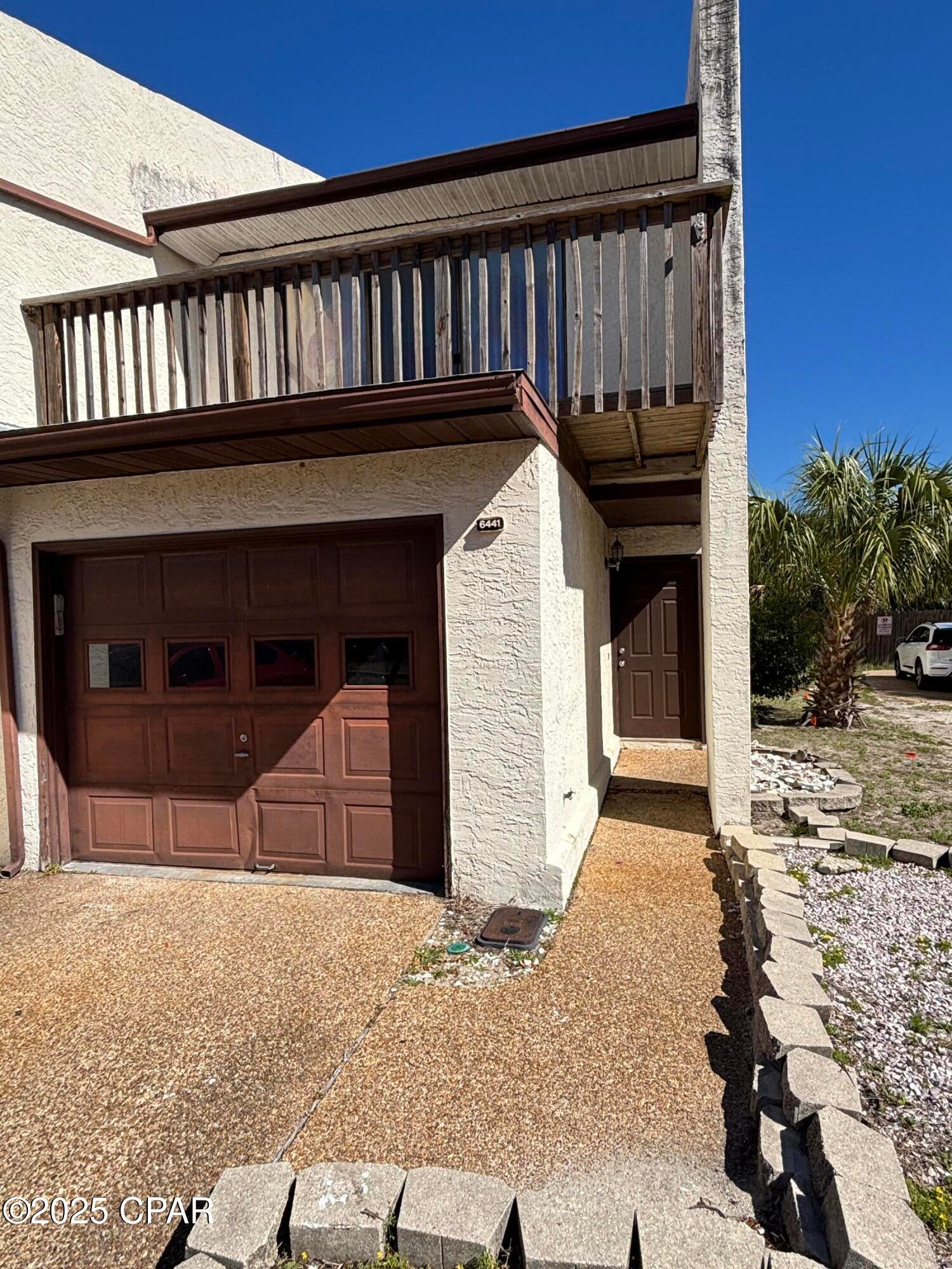 Spacious 2 bed, 2.5 bath townhouse.  Community on East Bay at the Dupont Bridge leading to TAFB. Large bedrooms, new carpet one car garage, patio,  balcony off master bedroom. W/D hook-up.
