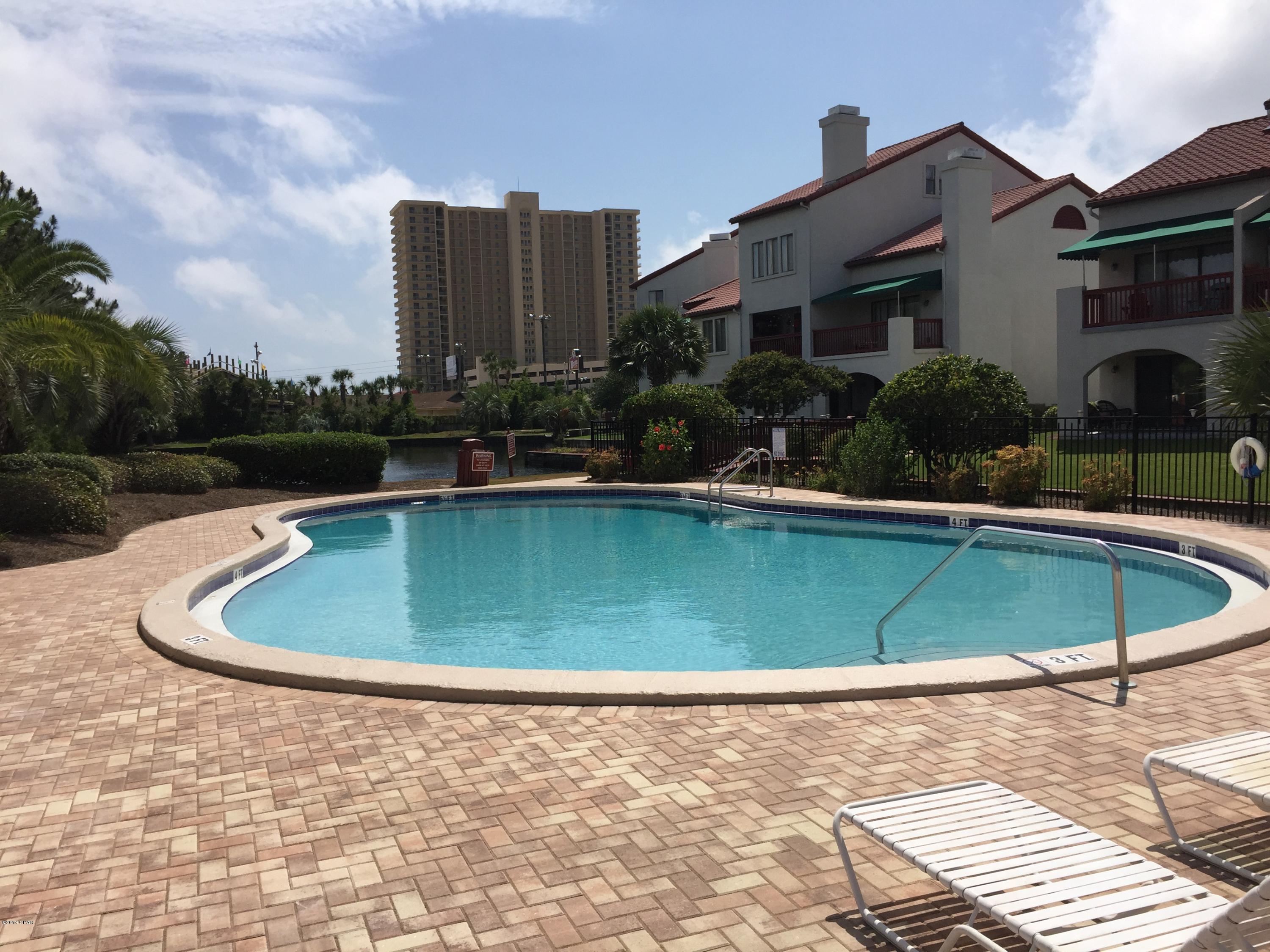 Plazas Of St.Thomas I - Residential