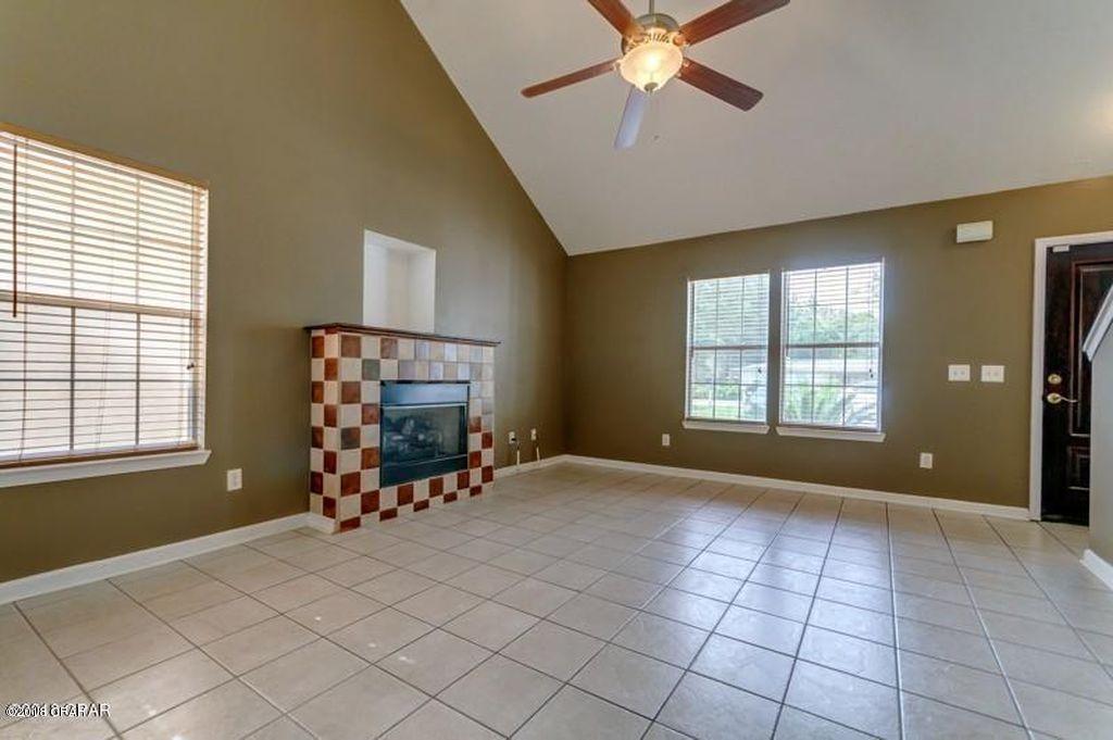 Gulf Coast Village U-1 - Residential Lease