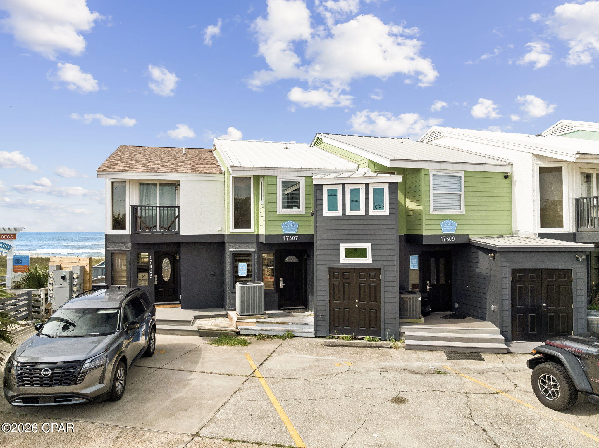 Blue Surf Townhouses - Residential