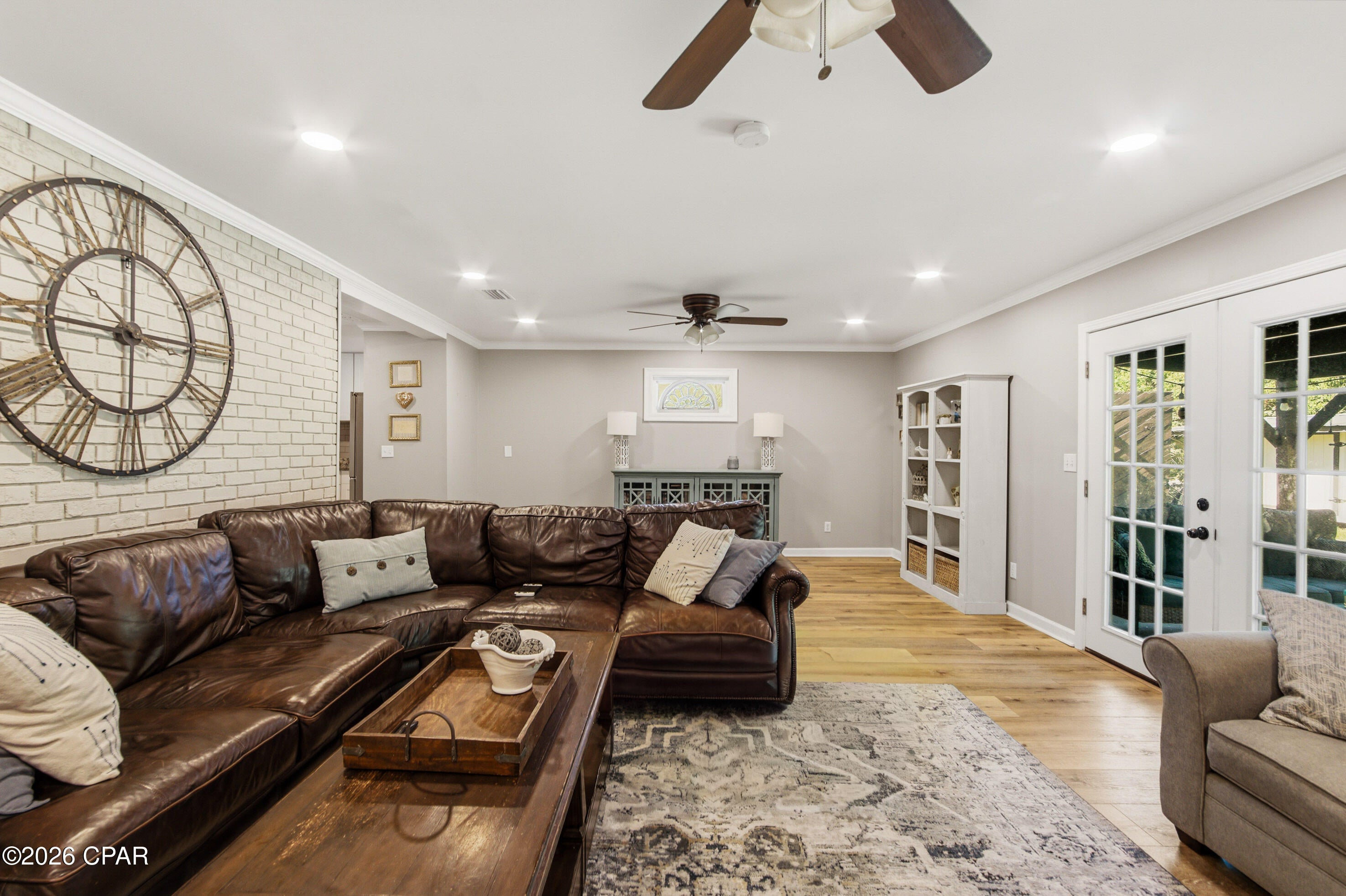 Bay Park Manor - Residential