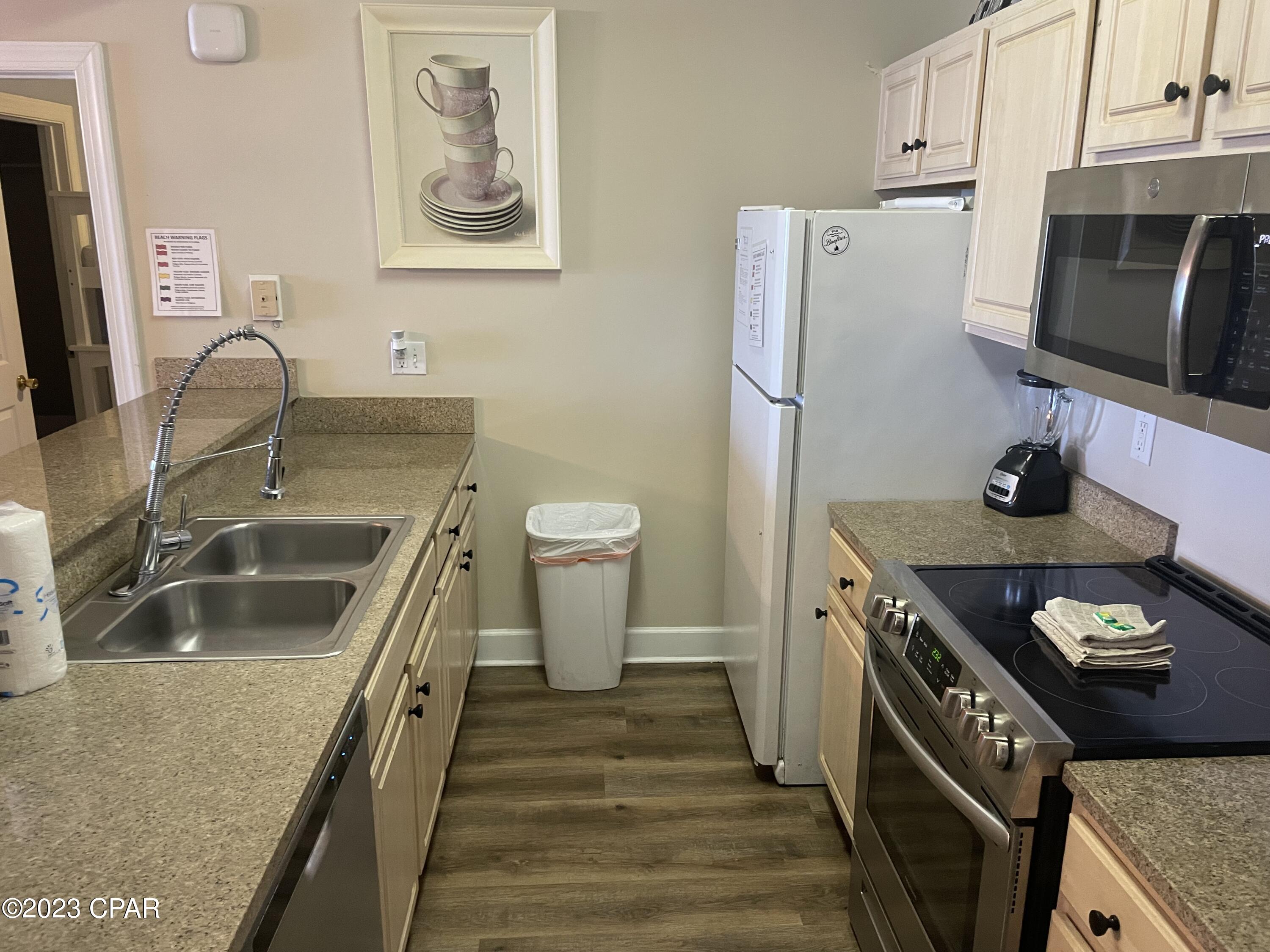 Ocean Ritz - Residential