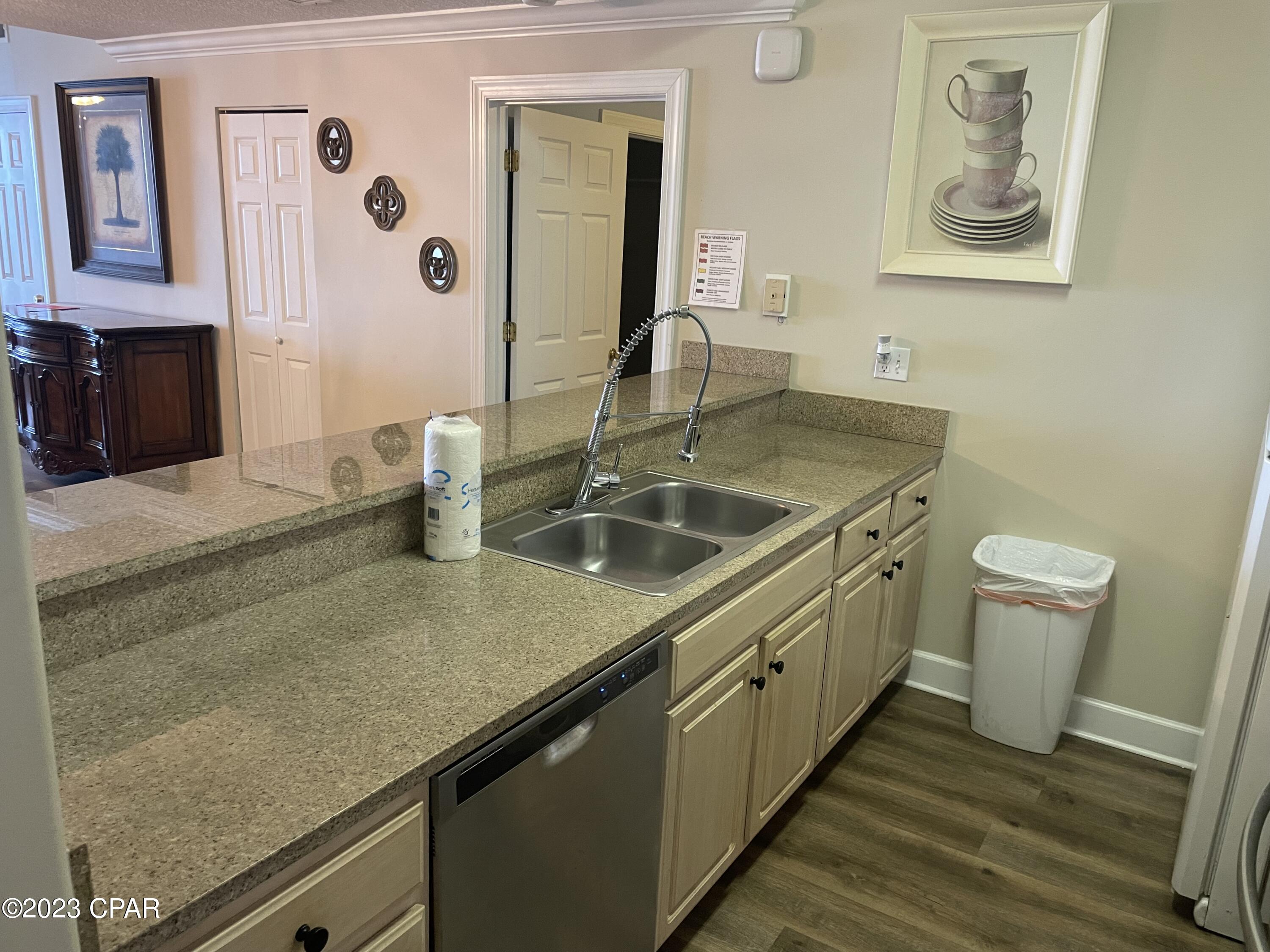 Ocean Ritz - Residential
