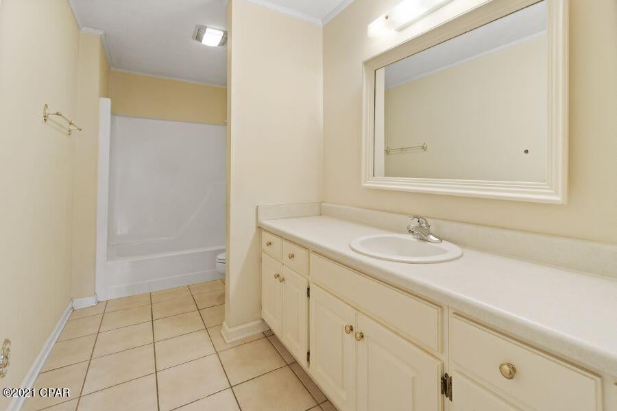 Baywood Shores Est Unit 3 - Residential