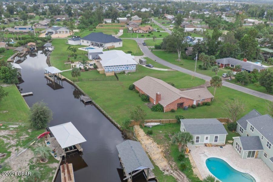 Baywood Shores Est Unit 3 - Residential