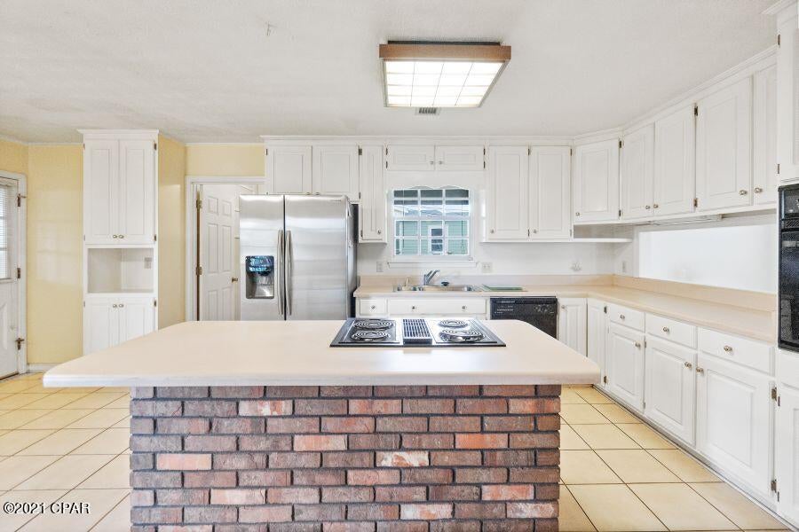 Baywood Shores Est Unit 3 - Residential