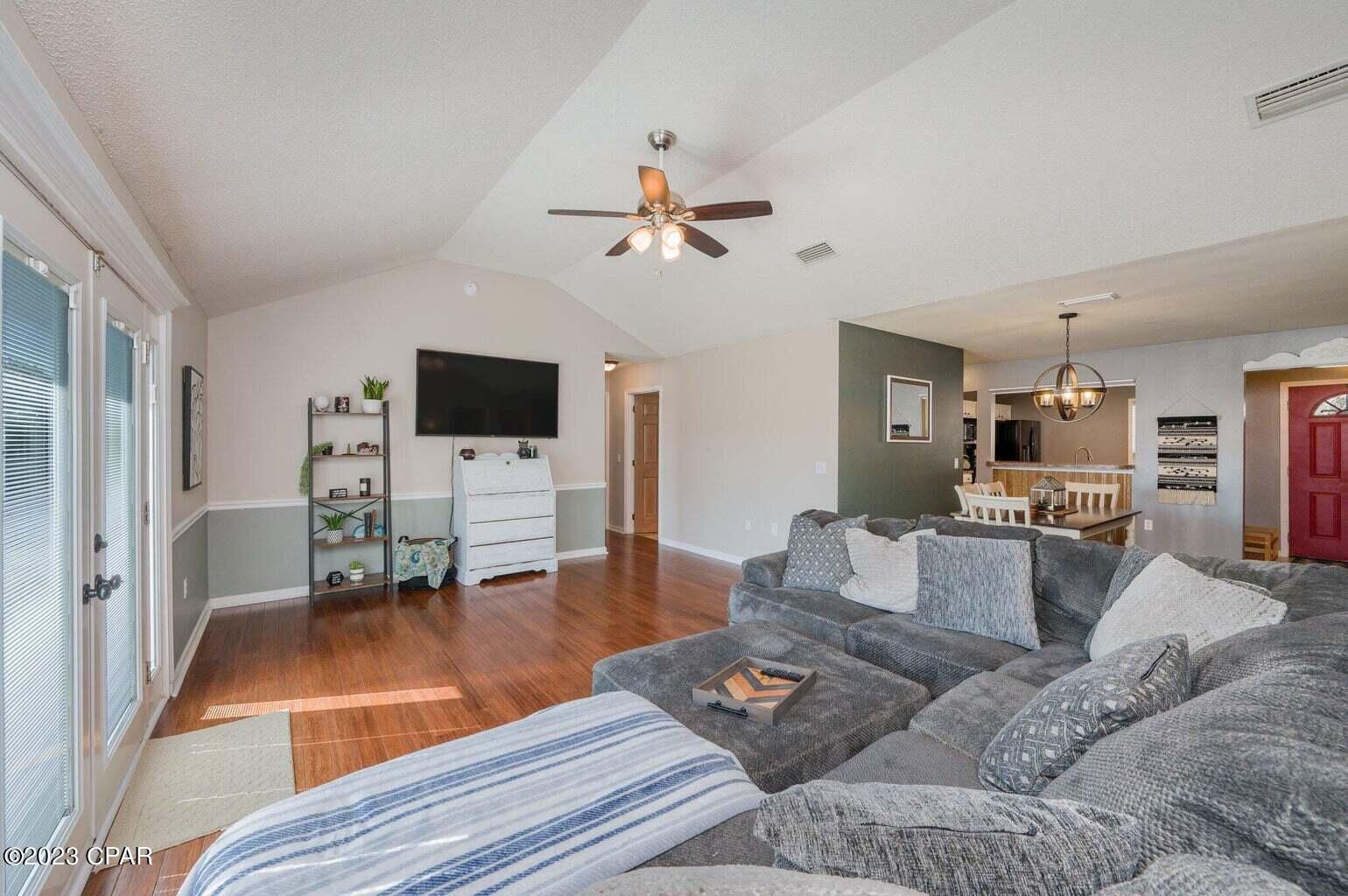 Lee Farms - Residential