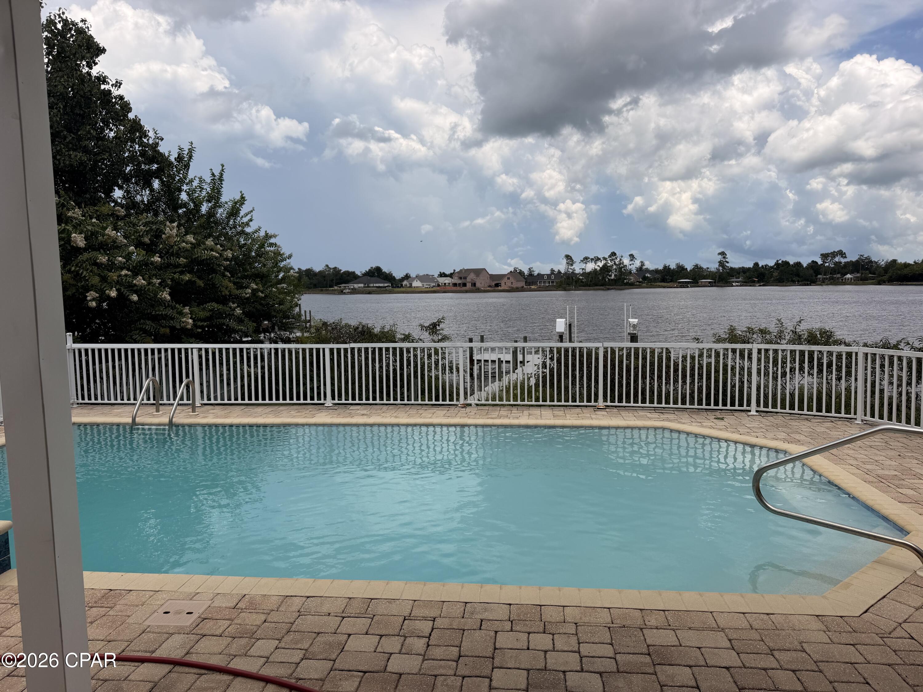 Country Club Harbour Estates - Residential Lease