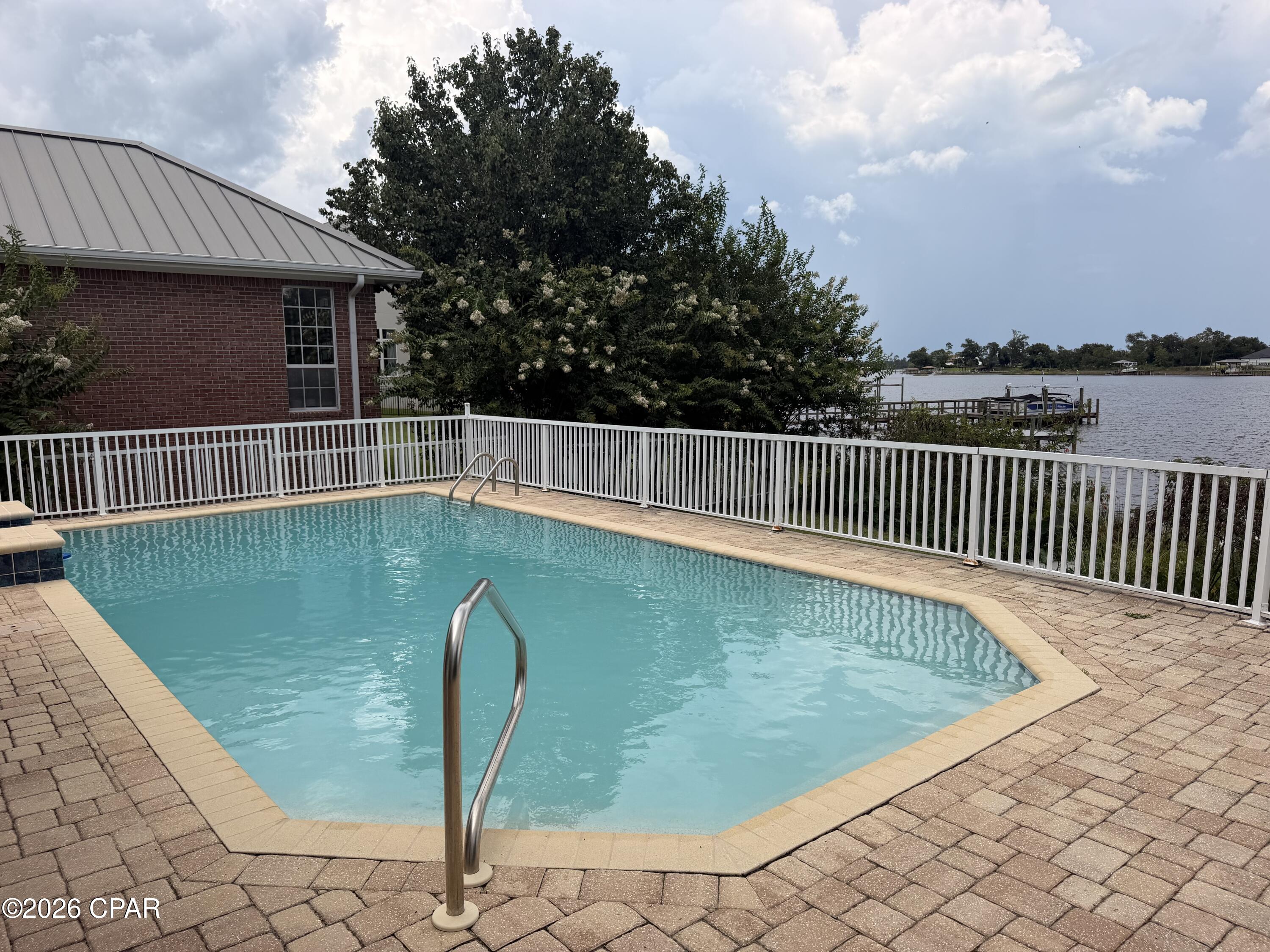 Country Club Harbour Estates - Residential Lease