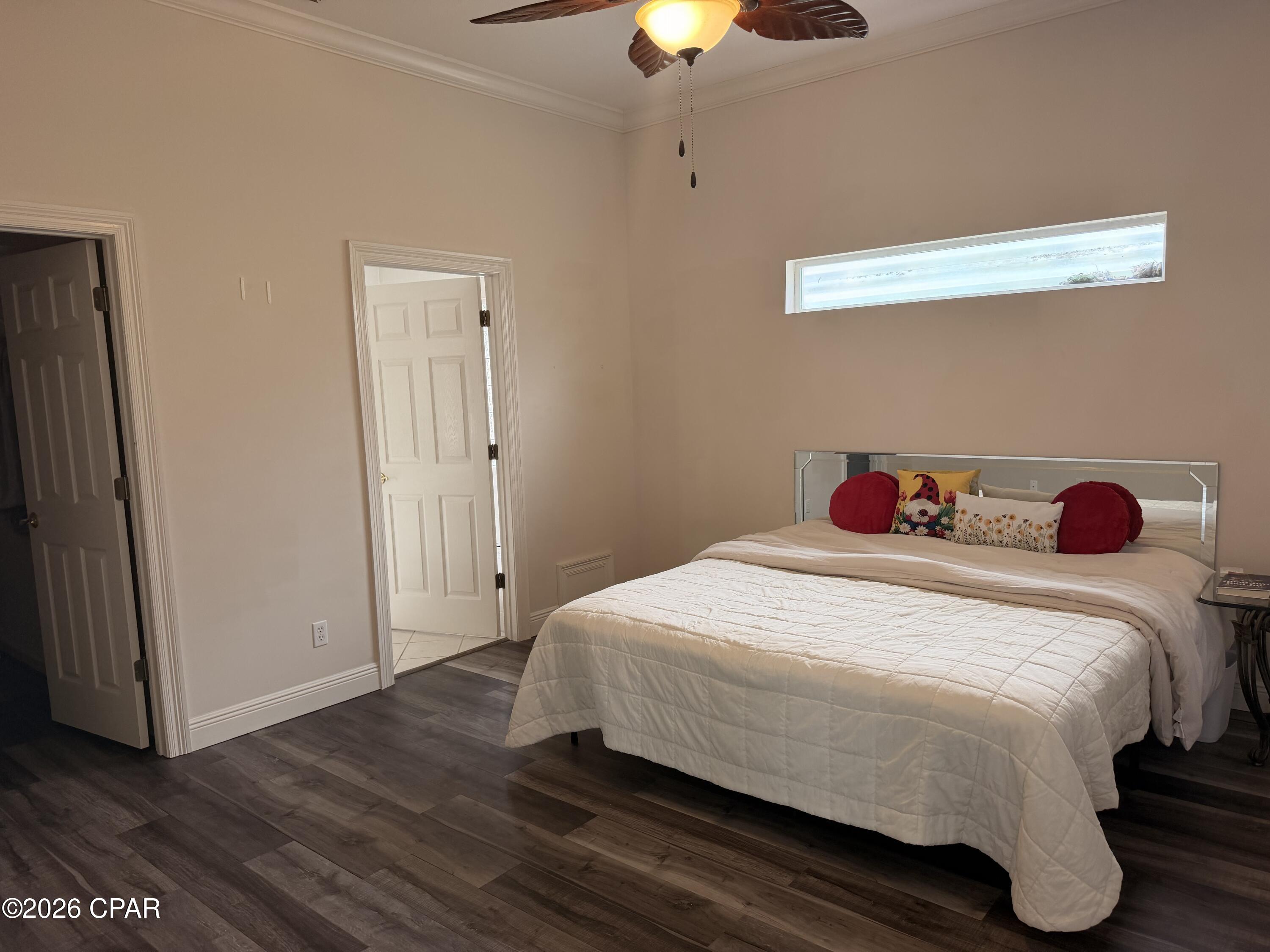Country Club Harbour Estates - Residential Lease