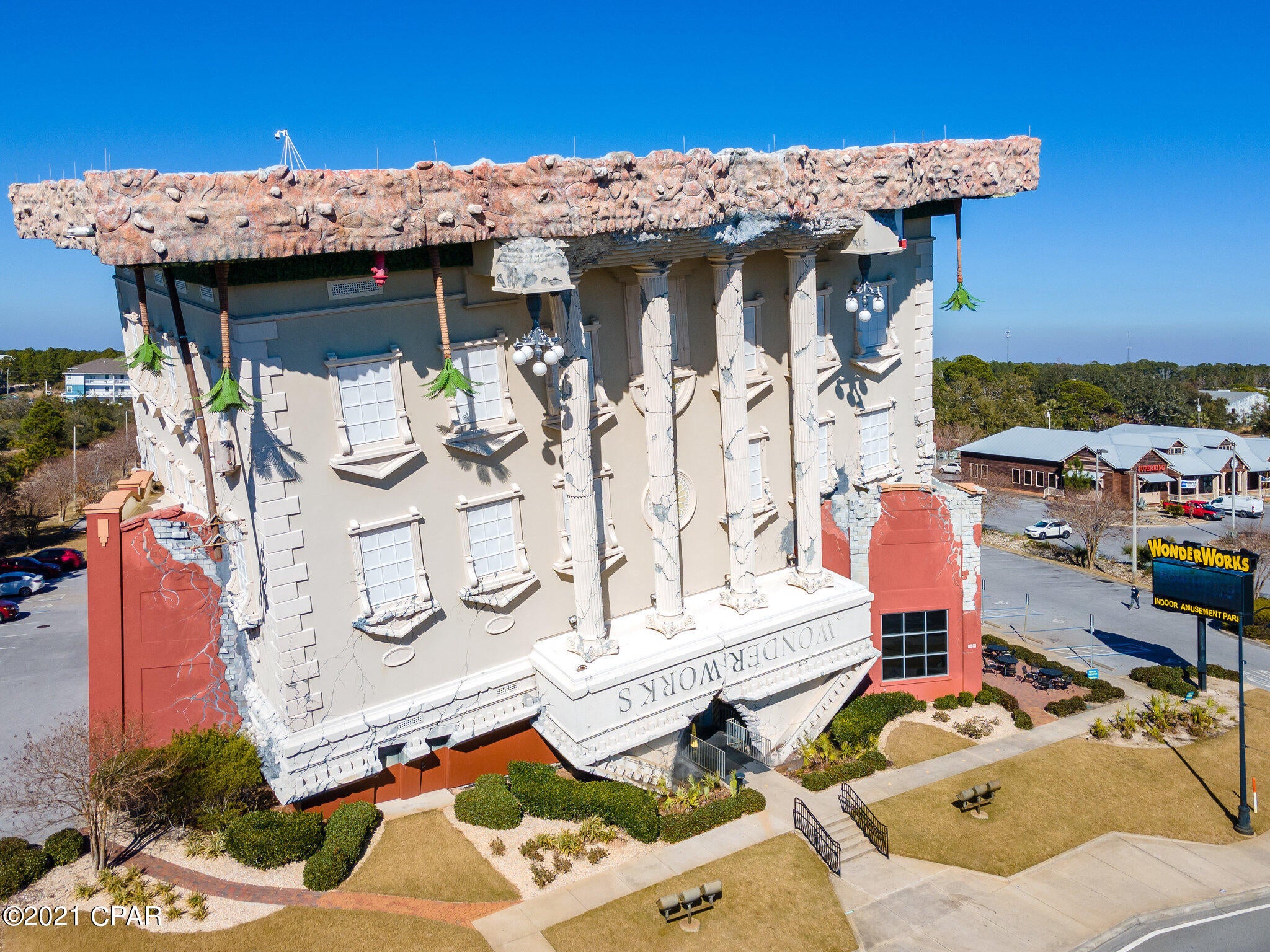 Biltmore Beach 1st Add - Residential