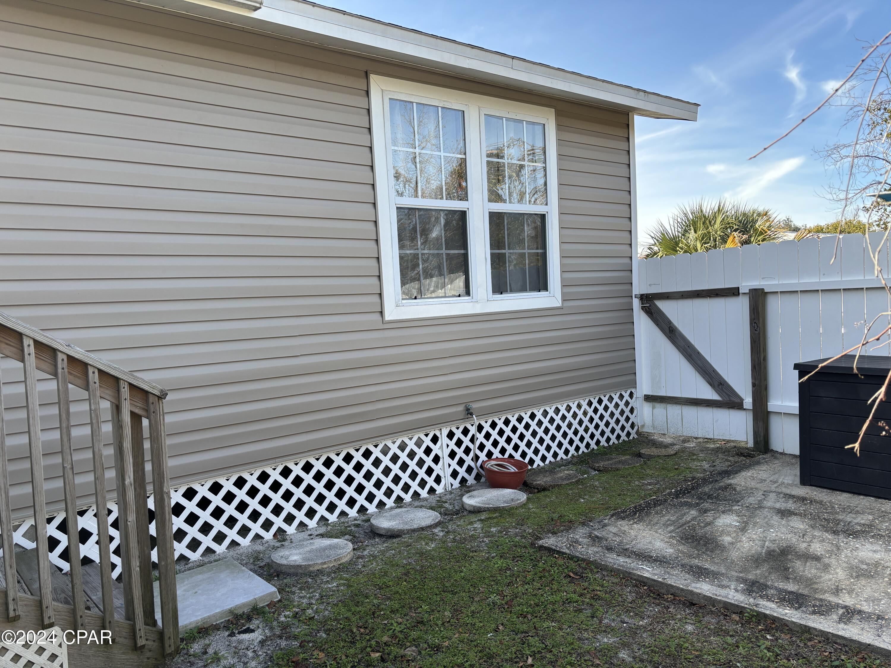 [No Recorded Subdiv] - Residential Lease