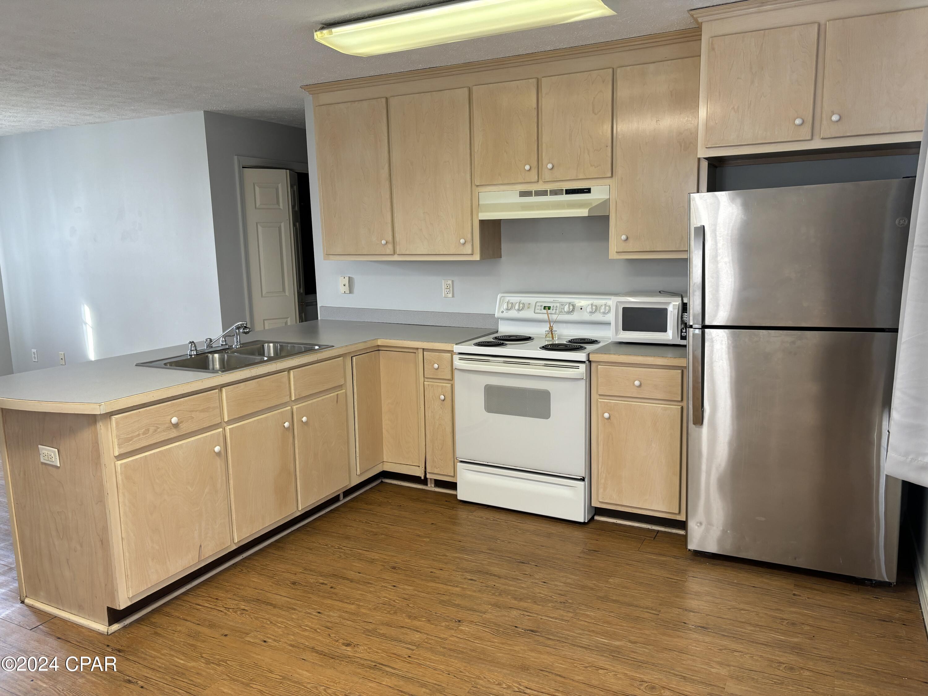 [No Recorded Subdiv] - Residential Lease