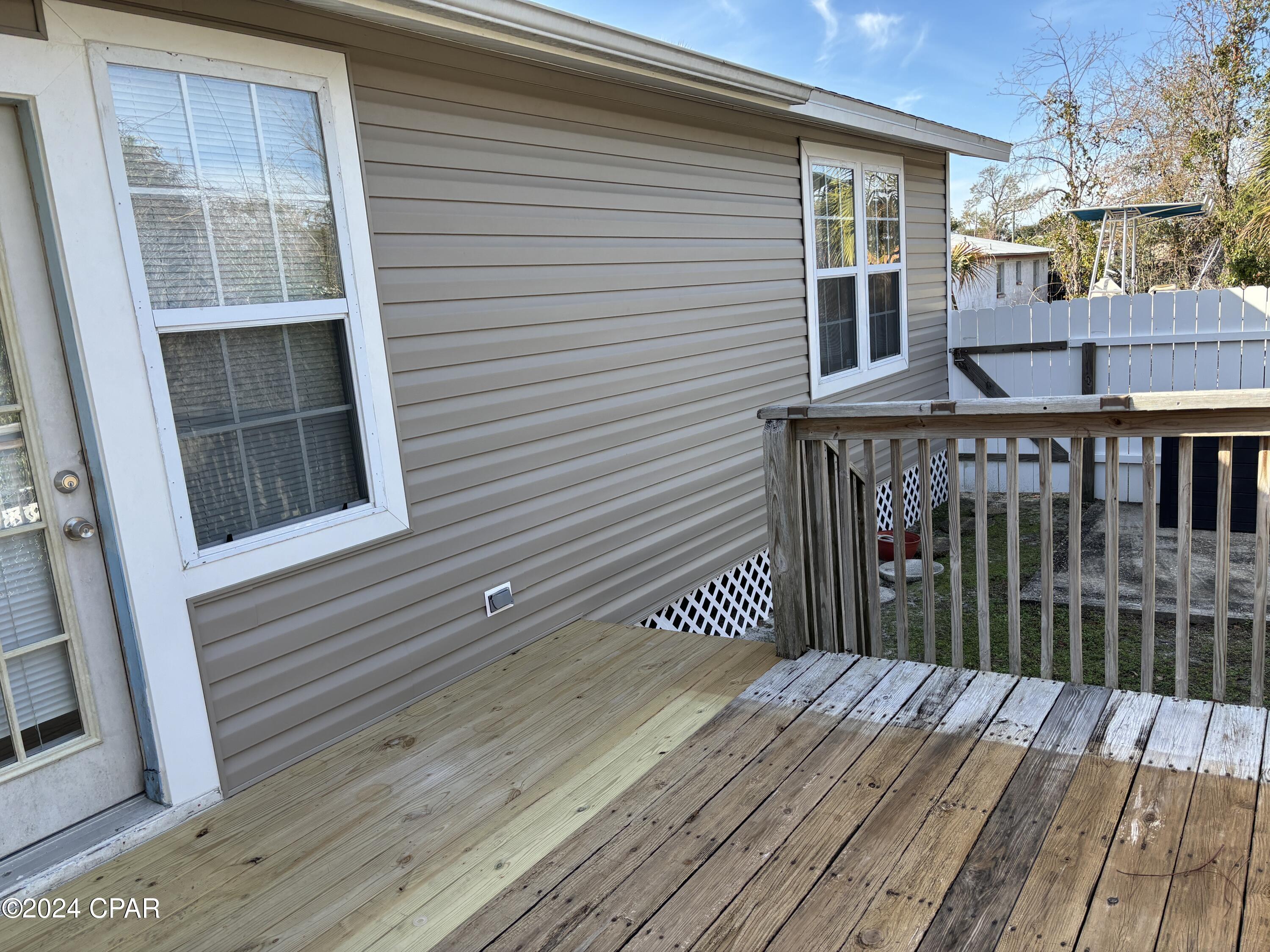 [No Recorded Subdiv] - Residential Lease