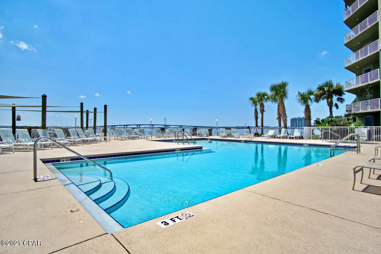 Hibiscus By The Bay - Residential