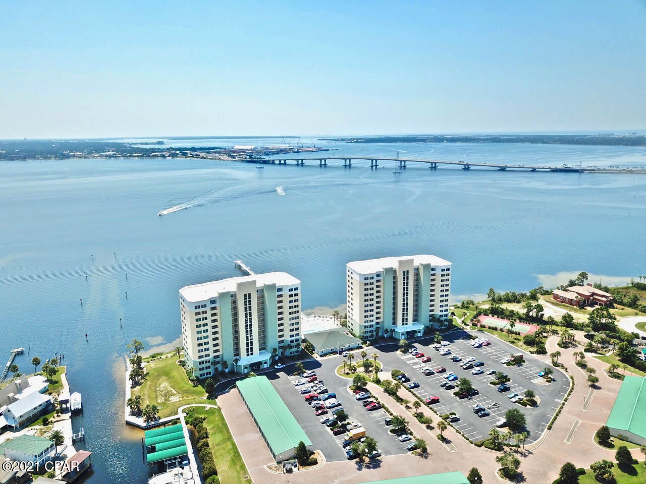 Hibiscus By The Bay - Residential