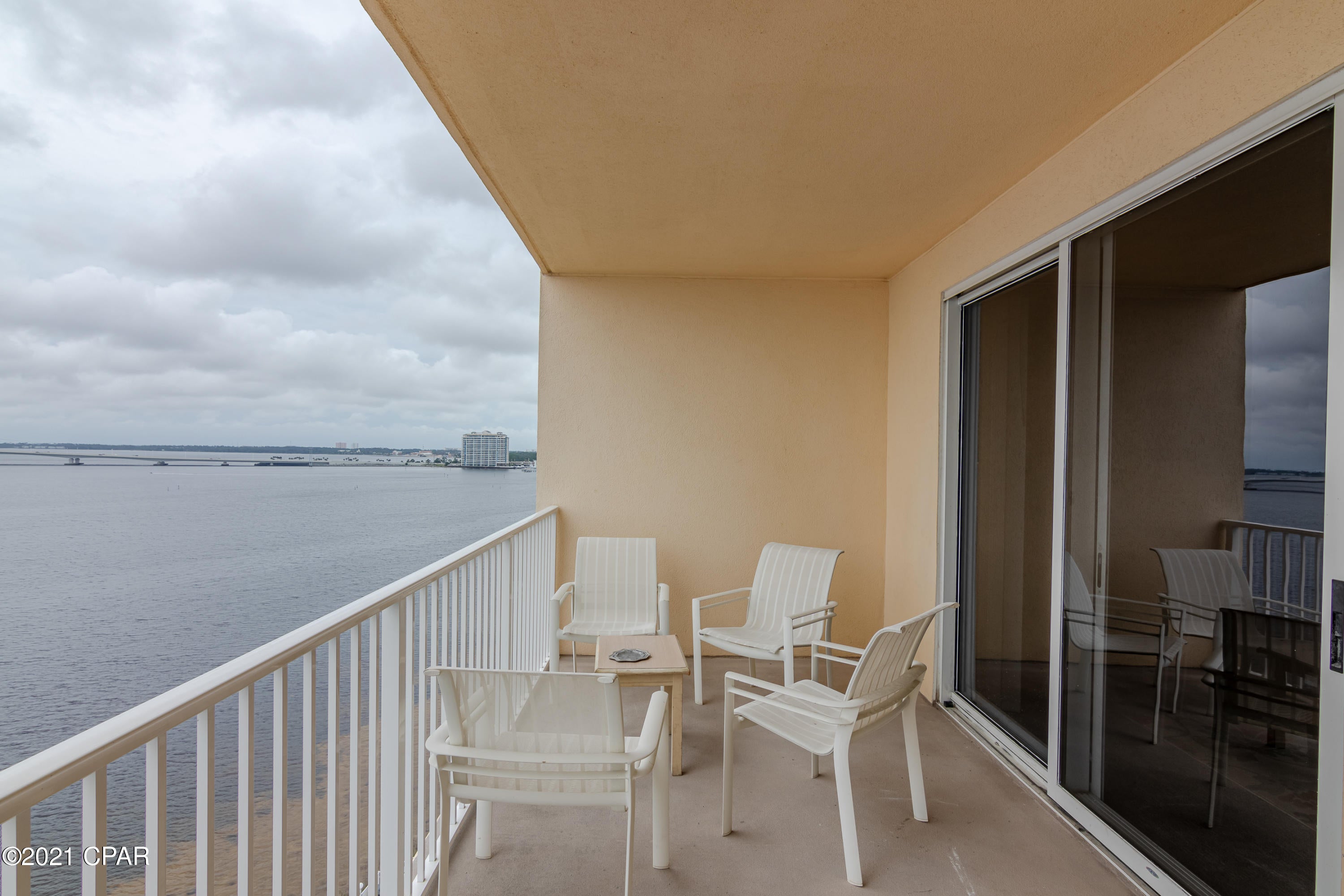 Hibiscus By The Bay - Residential