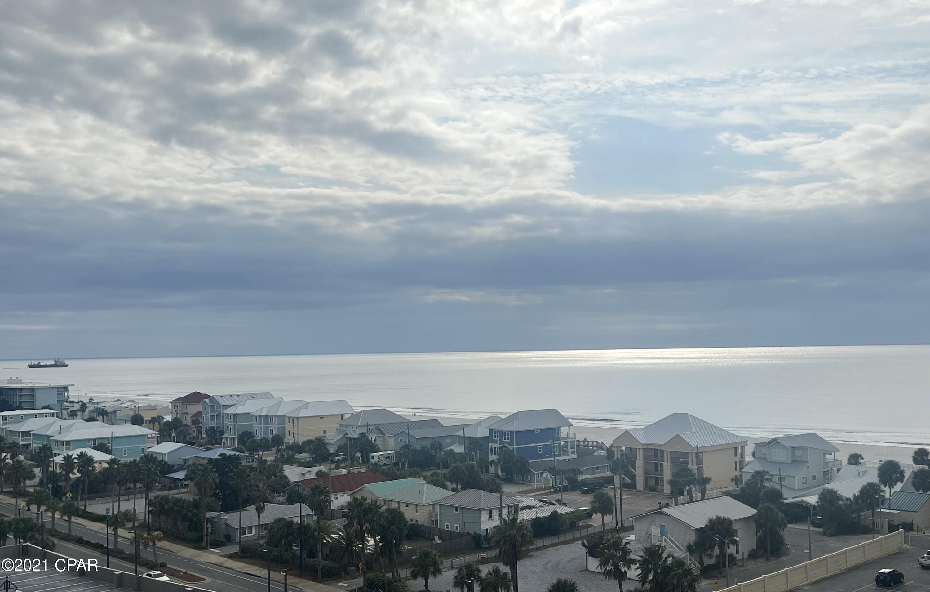 Laketown Wharf - Residential