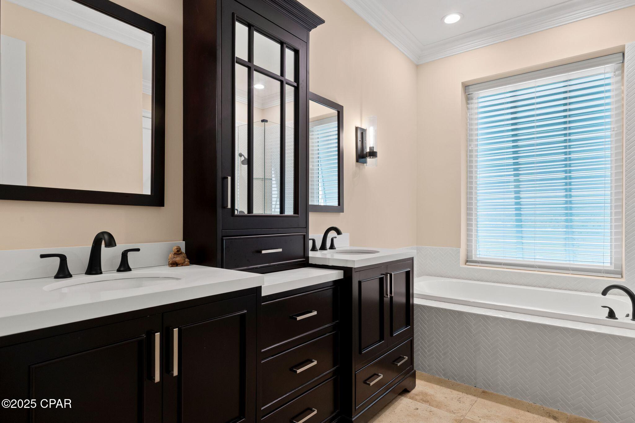 Hampton Harbor - Residential