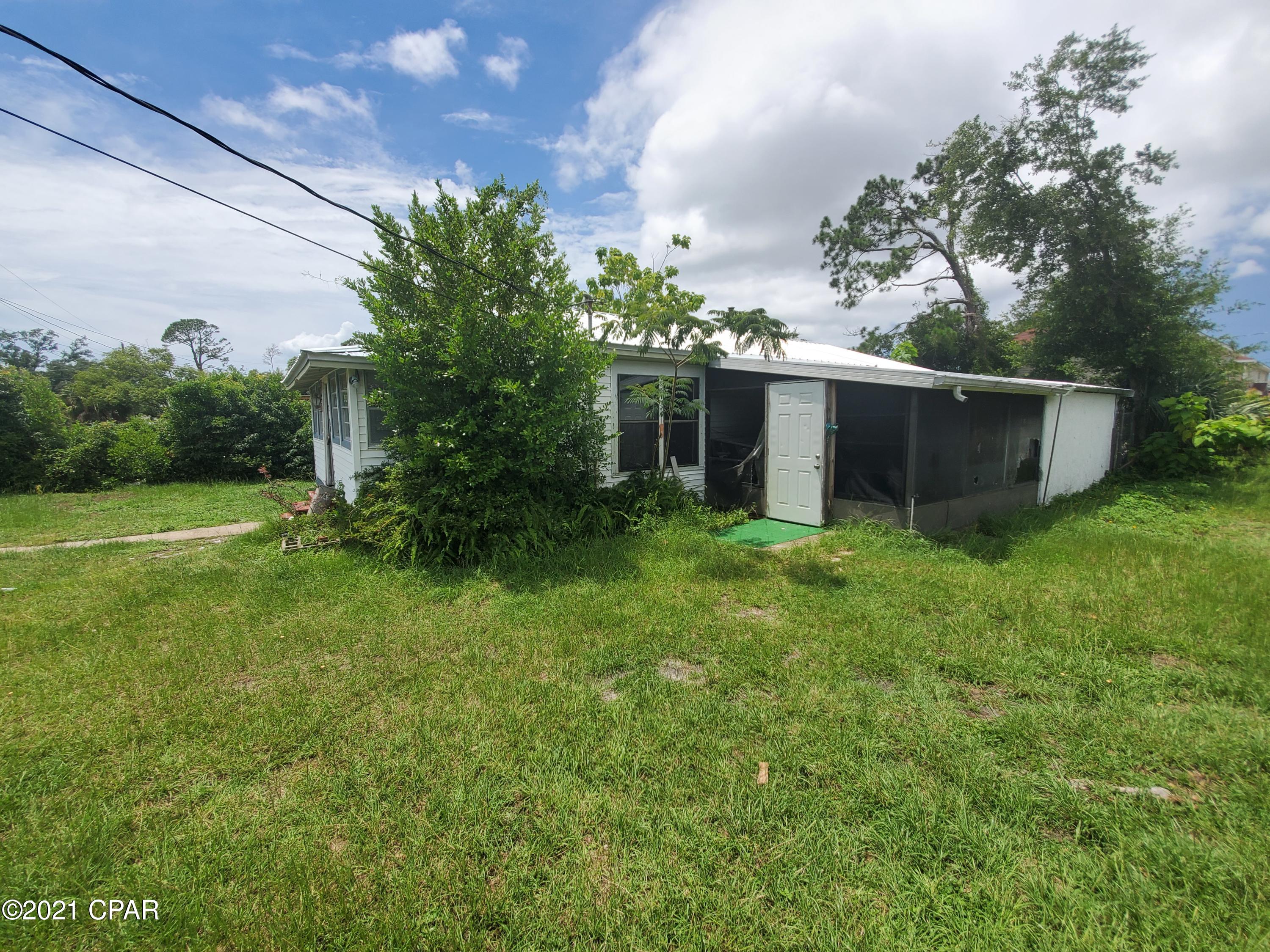 [No Recorded Subdiv] - Residential