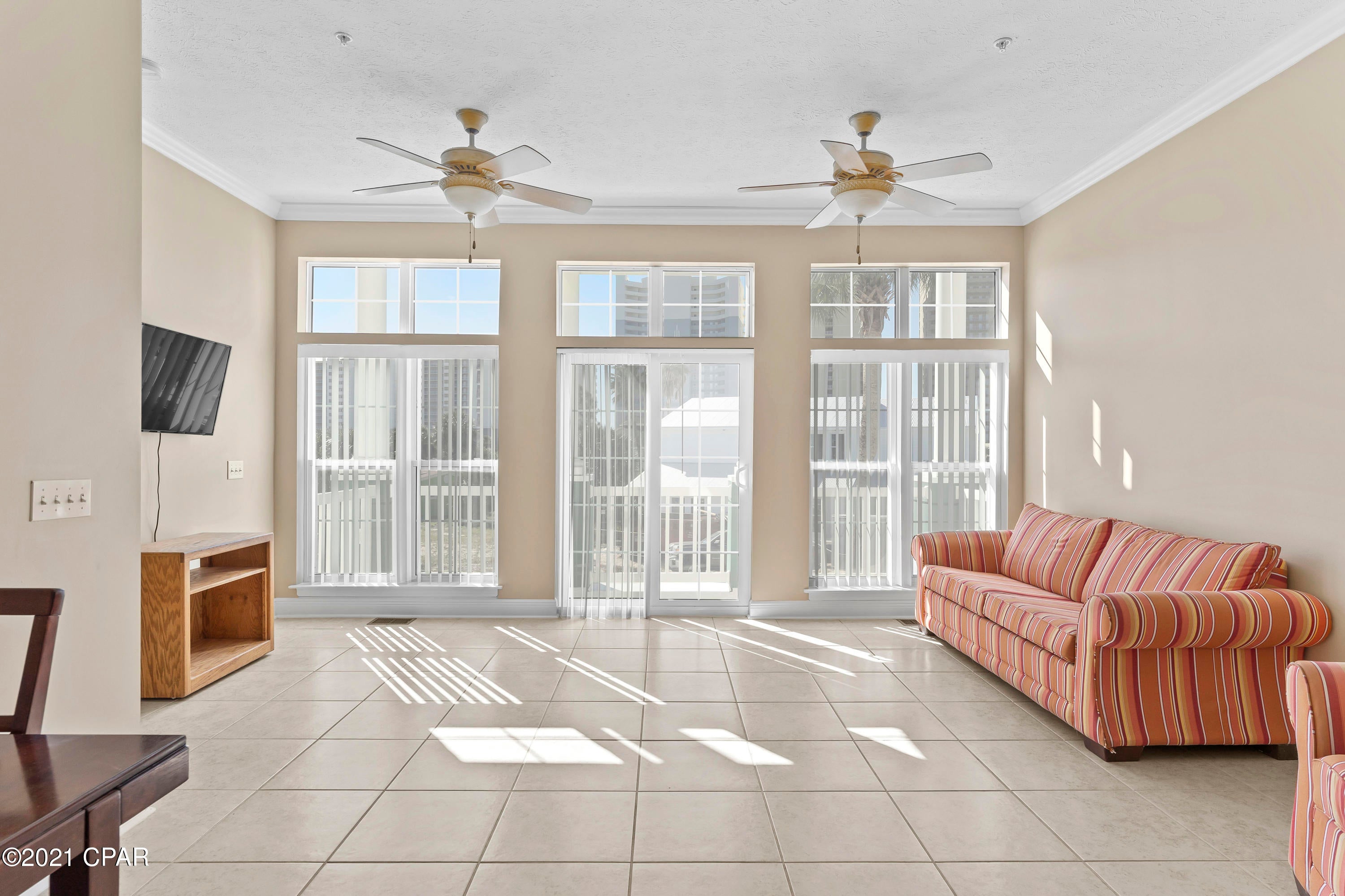 Long Beach 3rd - Residential