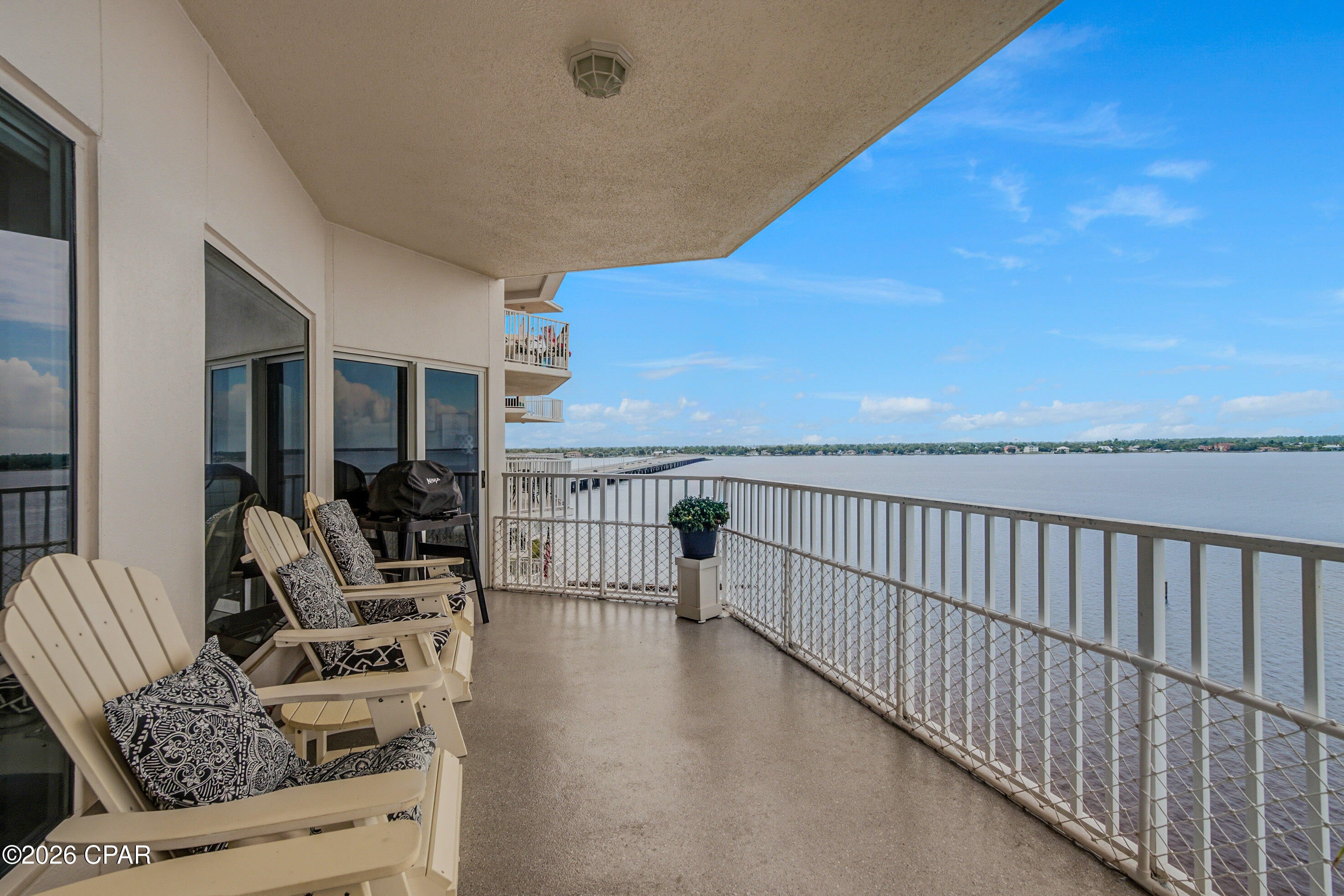 Marina Bay Condo - Residential